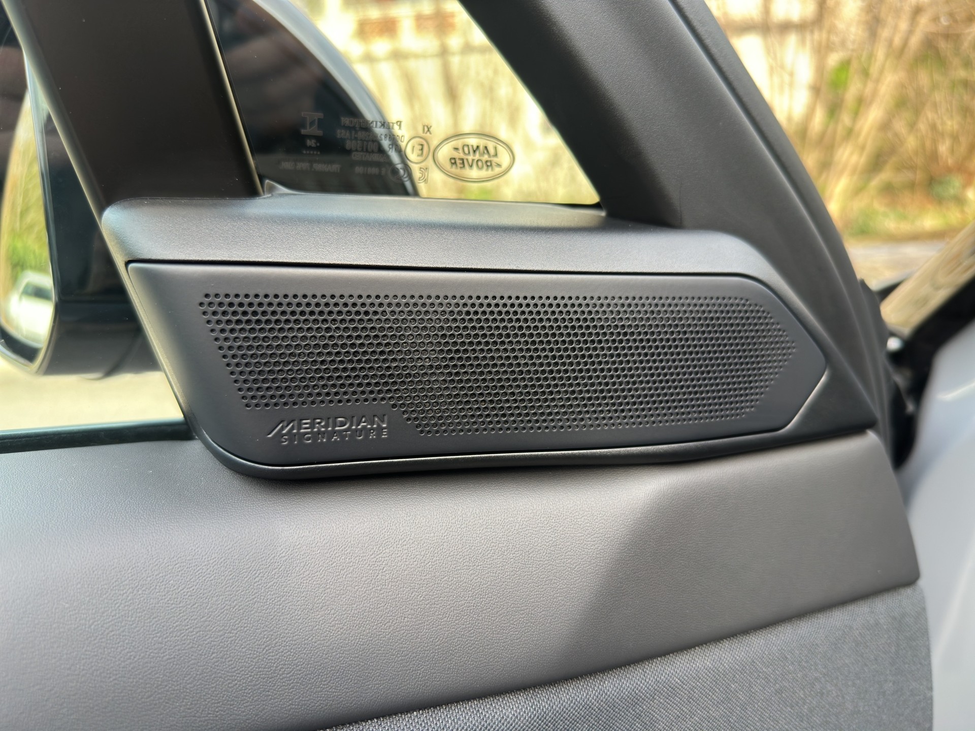 LAND ROVER RR Sport P635 Edition TWO Carbon-image-27