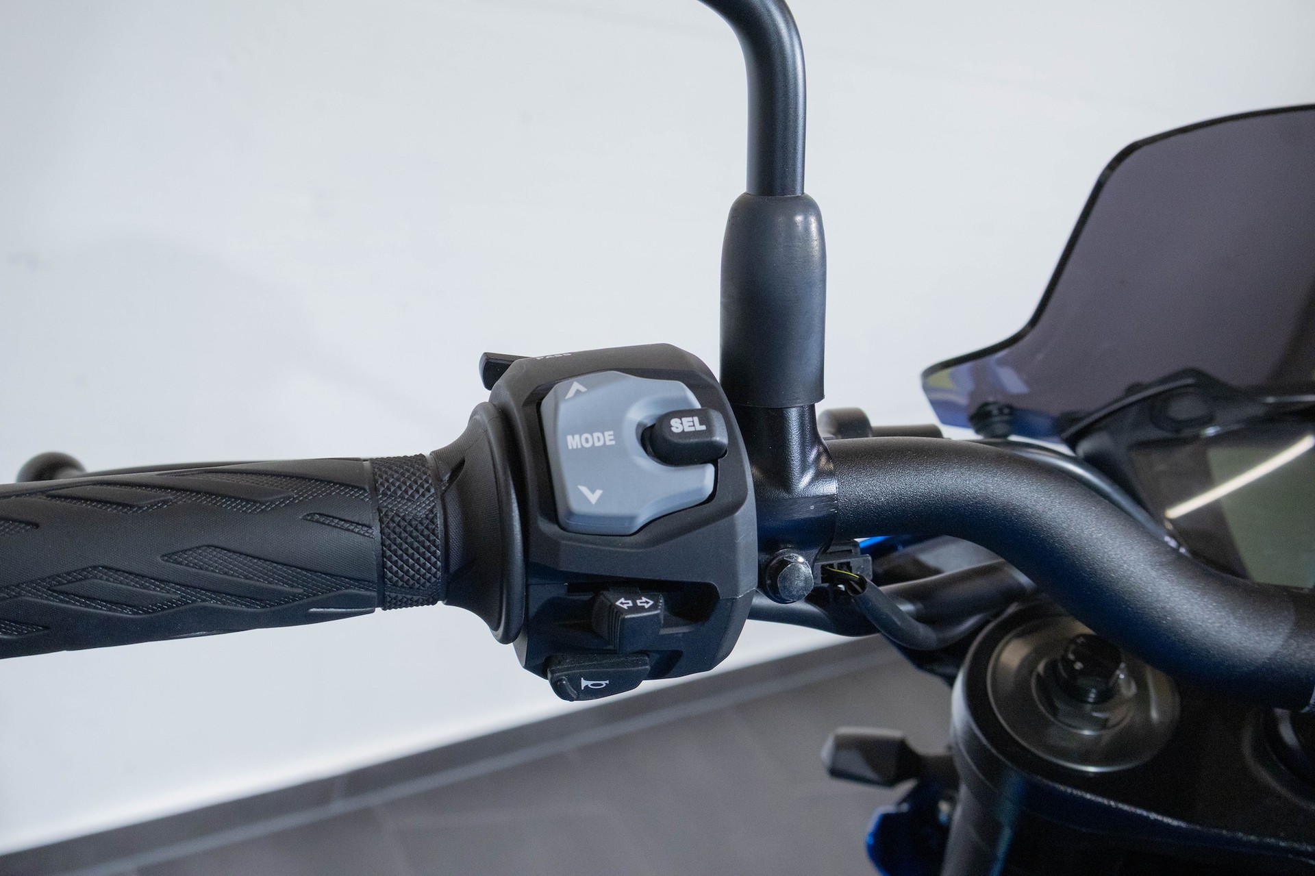 SUZUKI GSX-S 750 L7-M0-image-13