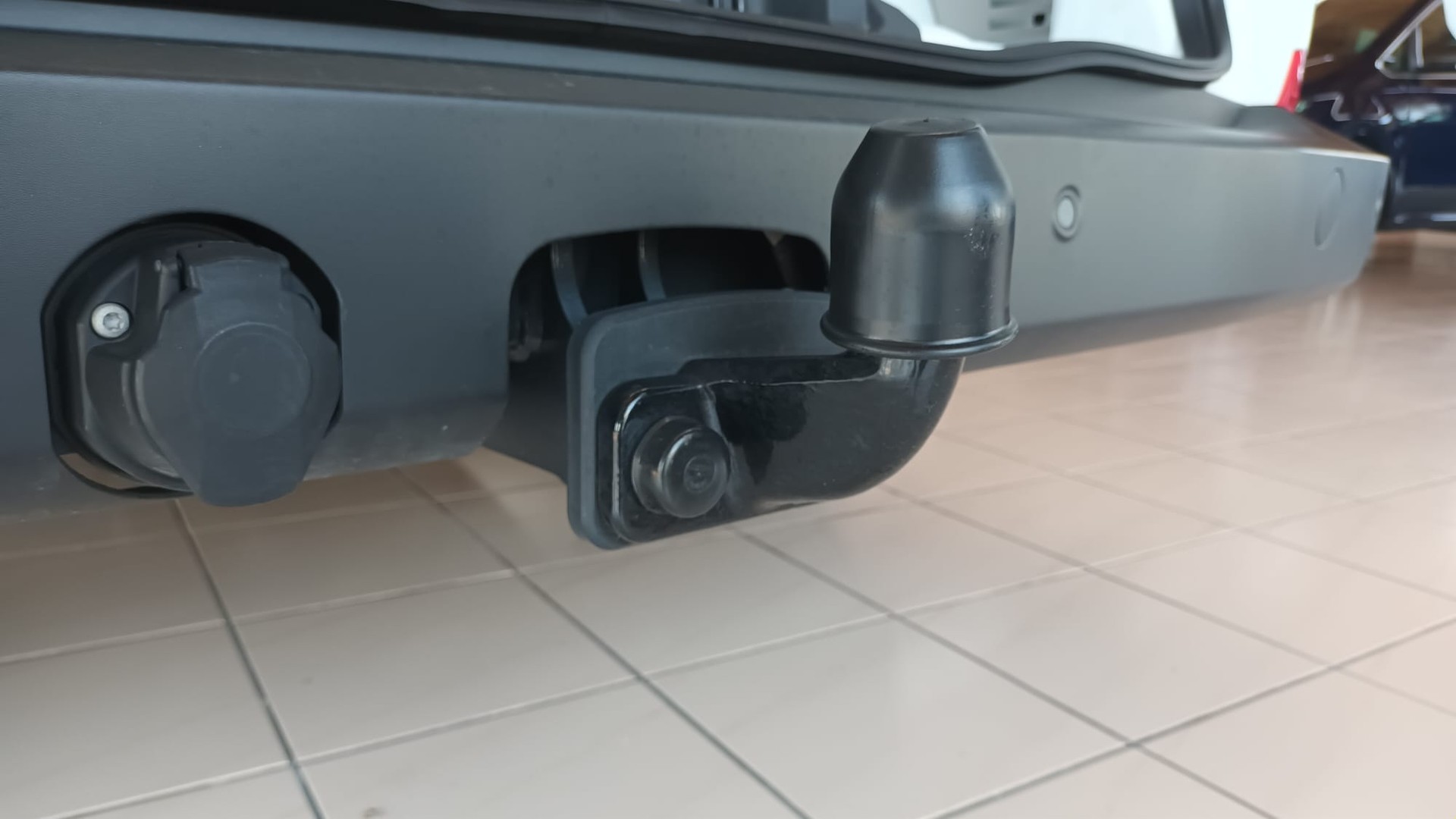 VW Transporter 2.0 TDI Lang-image-17