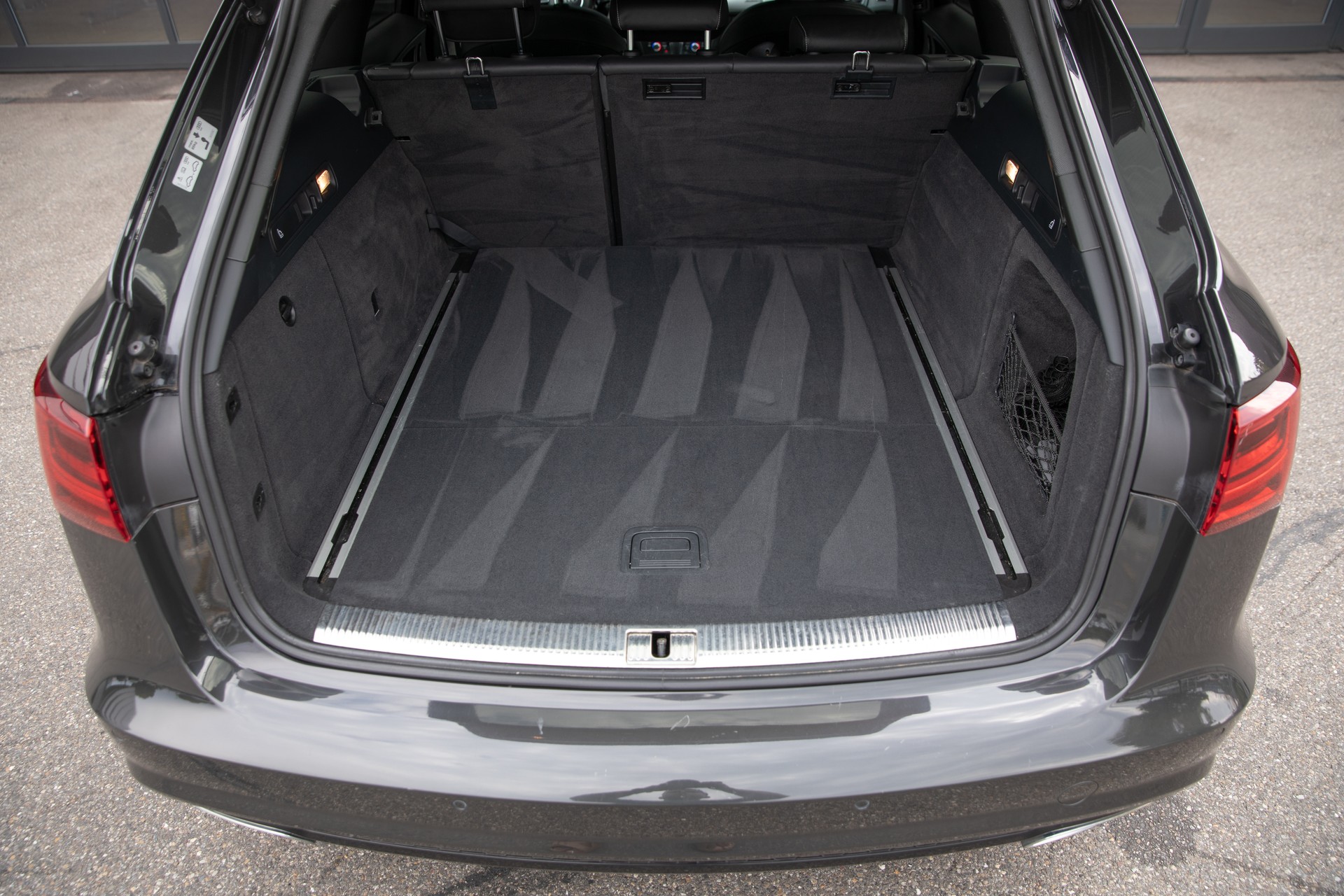 AUDI A6 Avant 3.0 TDI V6 quattro S-tronic-image-6