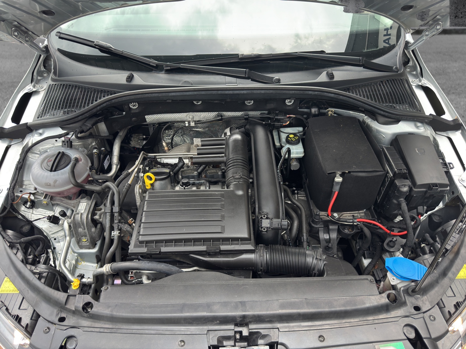 SKODA Octavia Combi 1.4 TSI Elegance DSG-image-20