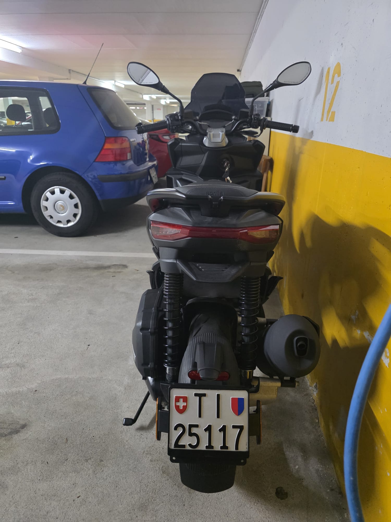 APRILIA SR 125 GT Replica ABS-showroom-element-2