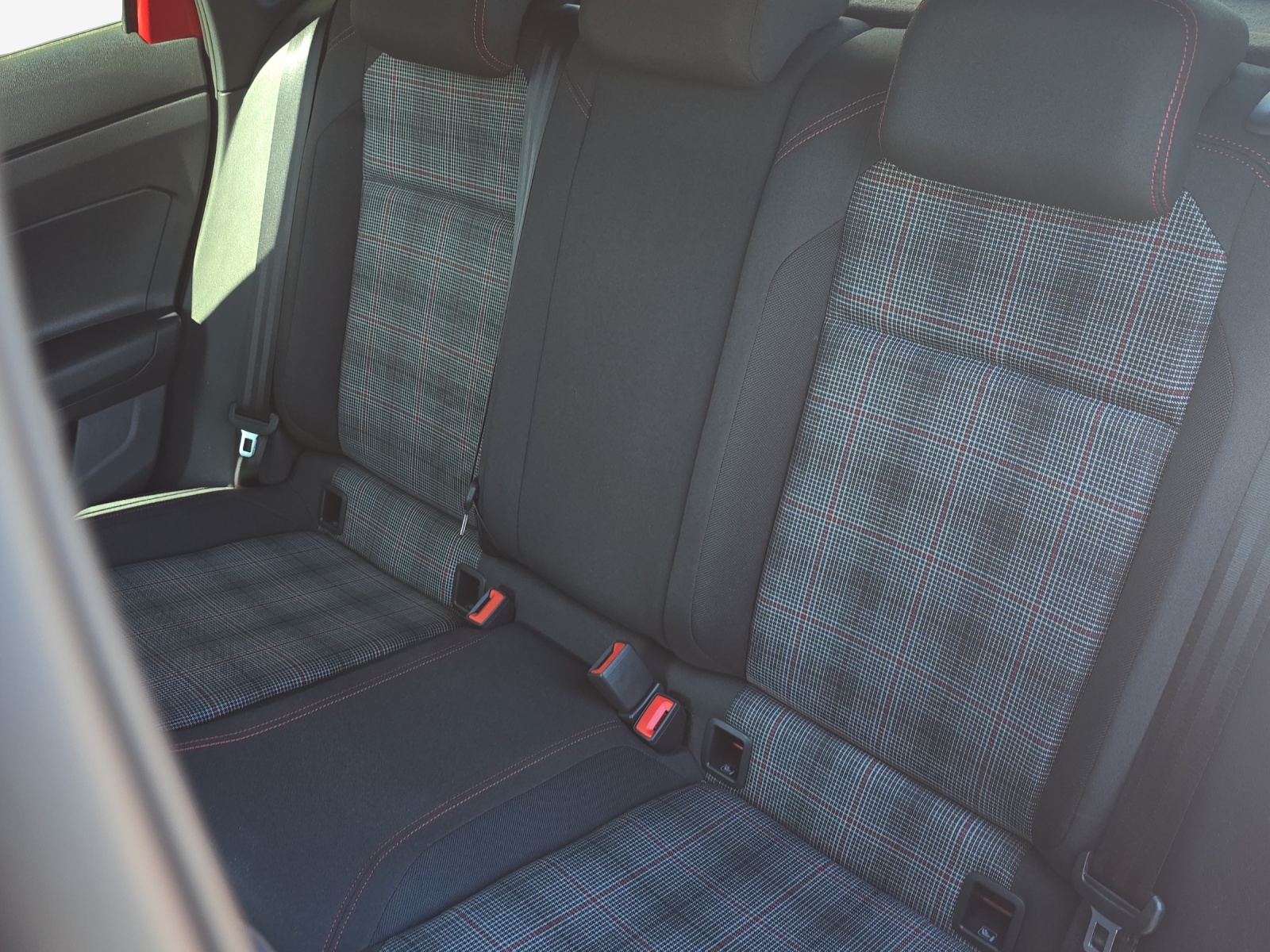 VW Polo 2.0 TSI GTI DSG-image-11