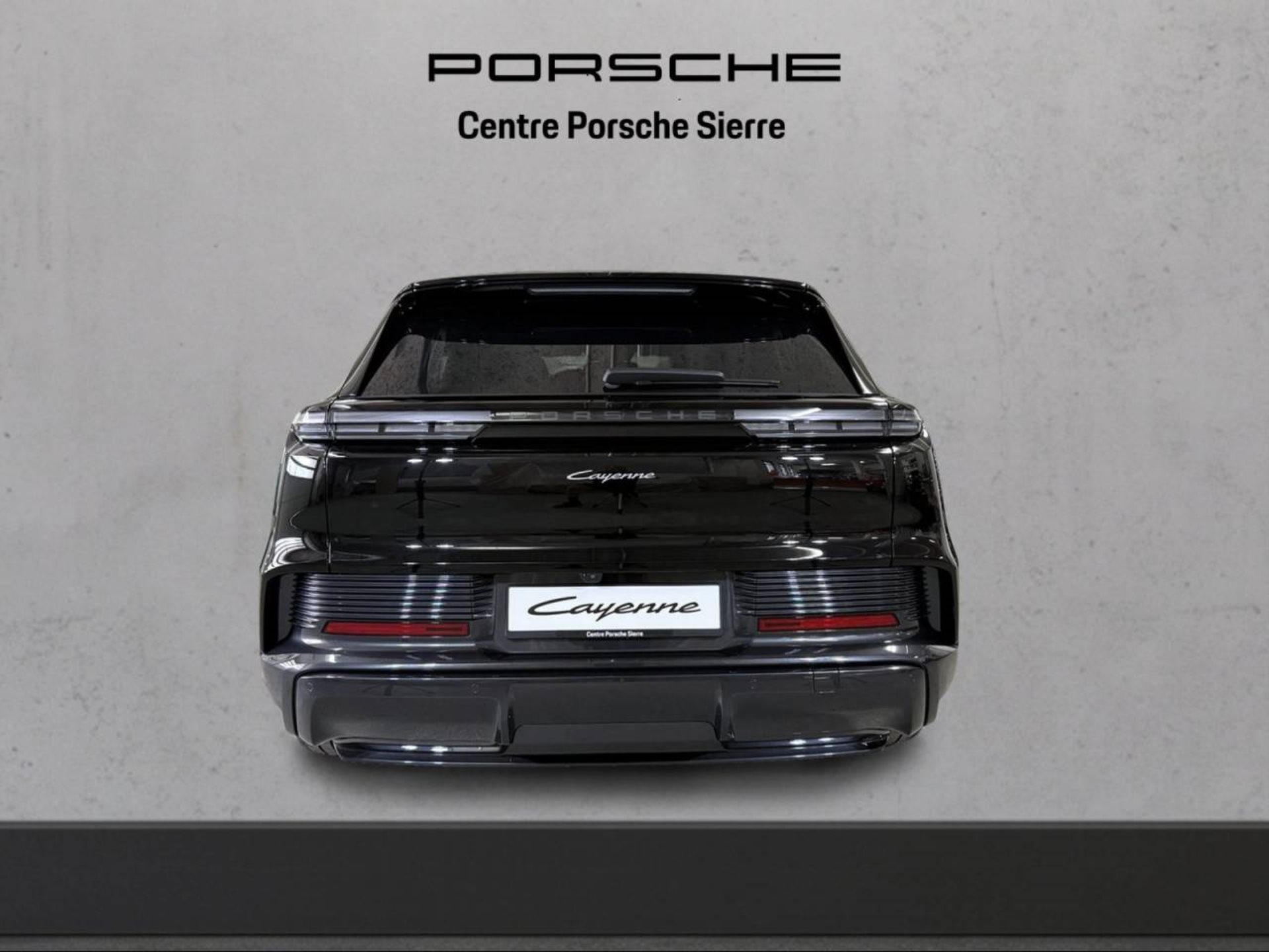 PORSCHE Cayenne Electric-image-5