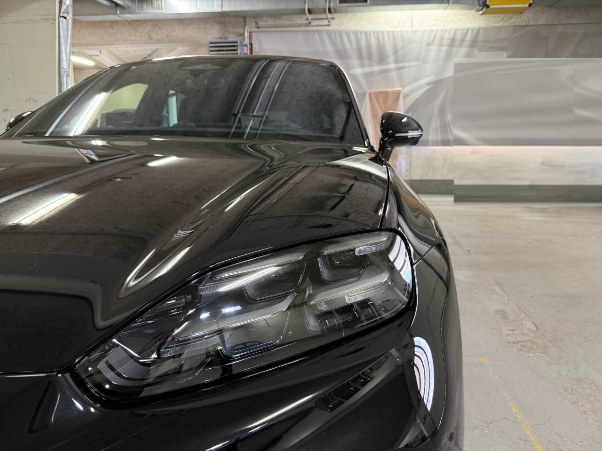 PORSCHE Cayenne Electric-image-22