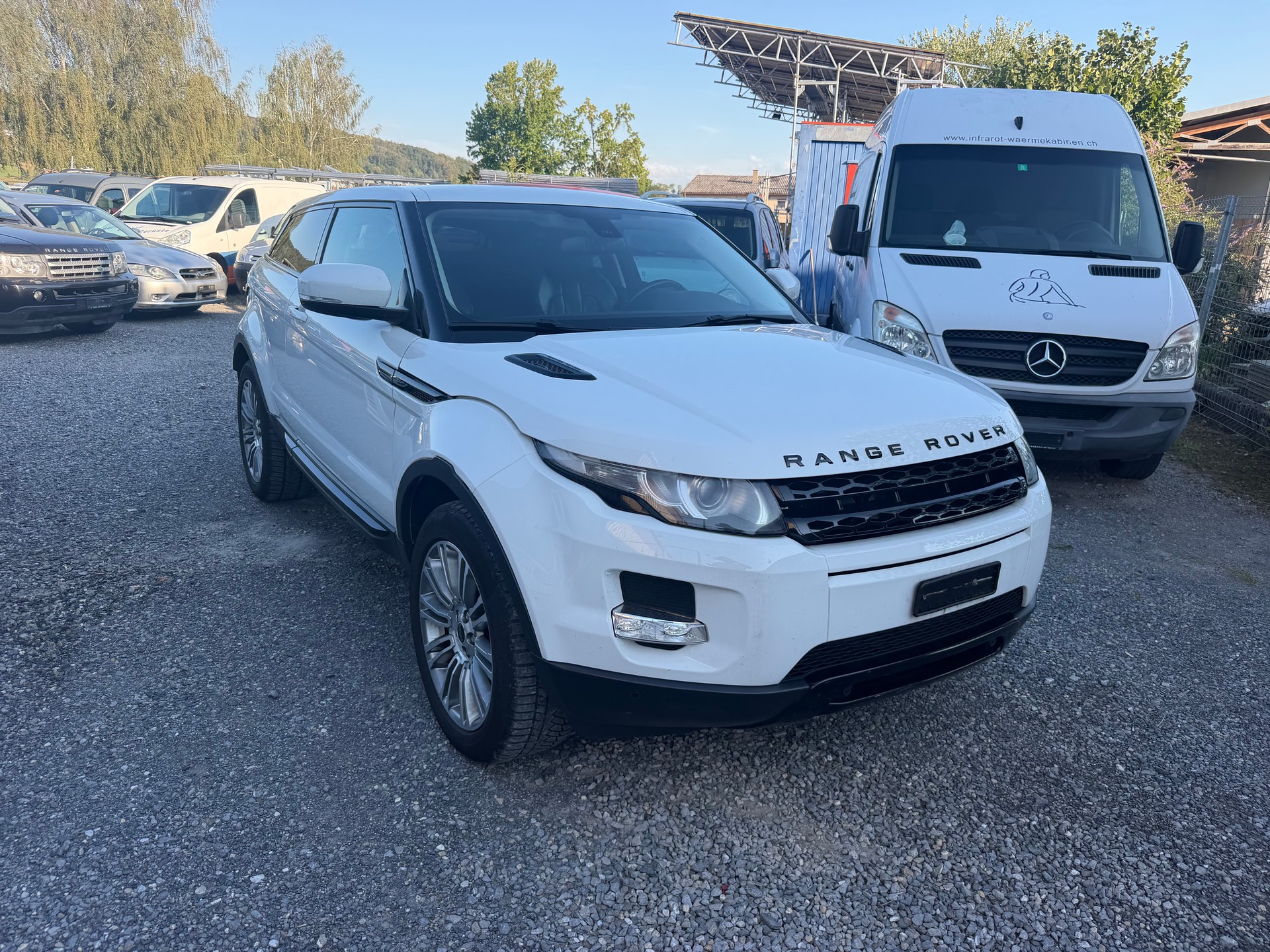 LAND ROVER Range Rover Evoque 2.2 TD4 Pure AT6-image-0