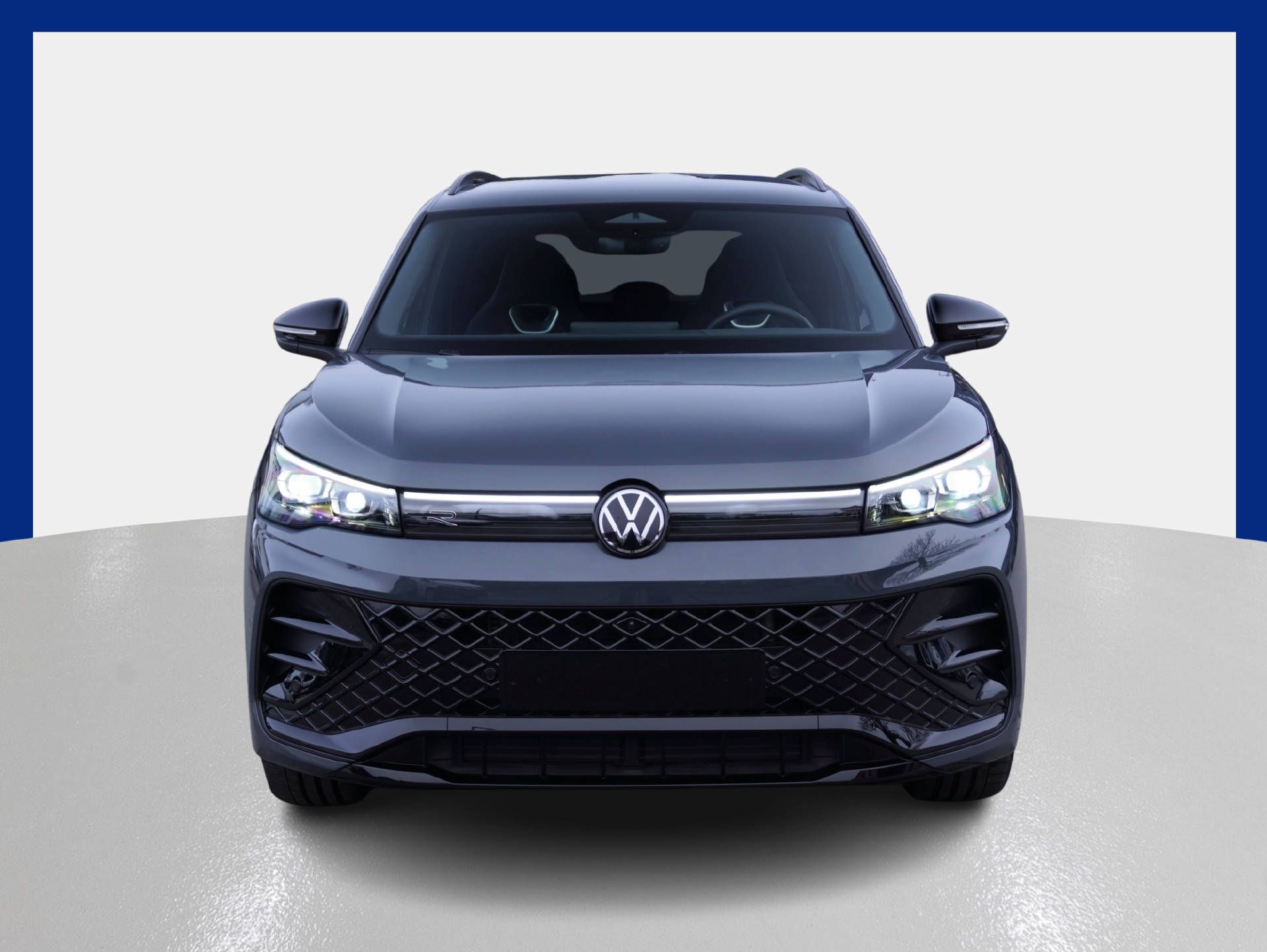 VW Tiguan 2.0 TSI R-Line DSG 4Motion-image-1