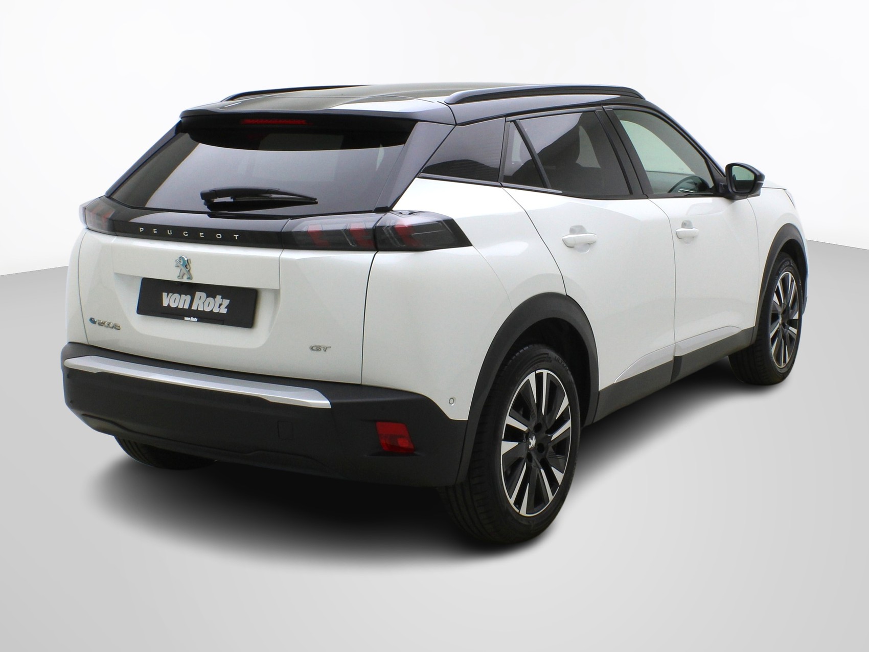 PEUGEOT 2008 e-GT-image-4