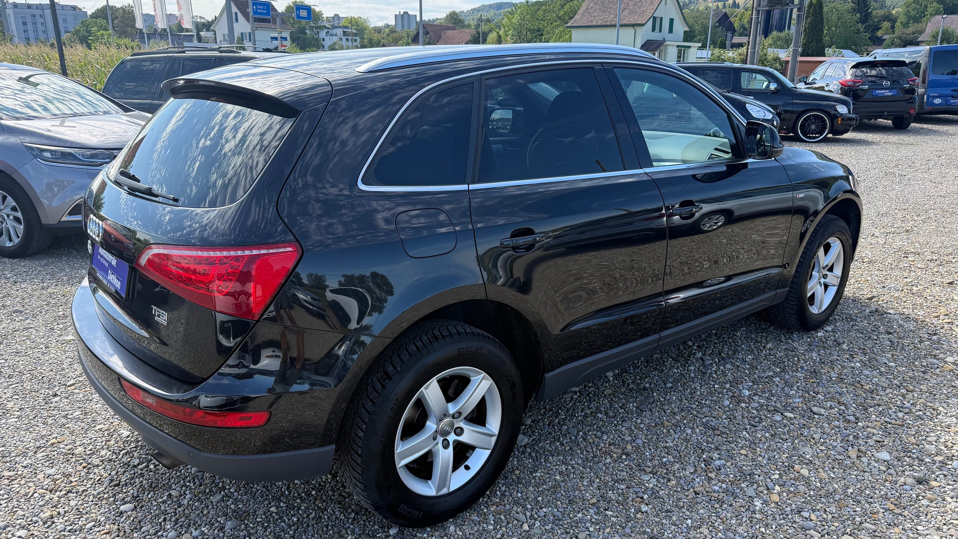 AUDI Q5 2.0 TFSI quattro S-tronic-image-17