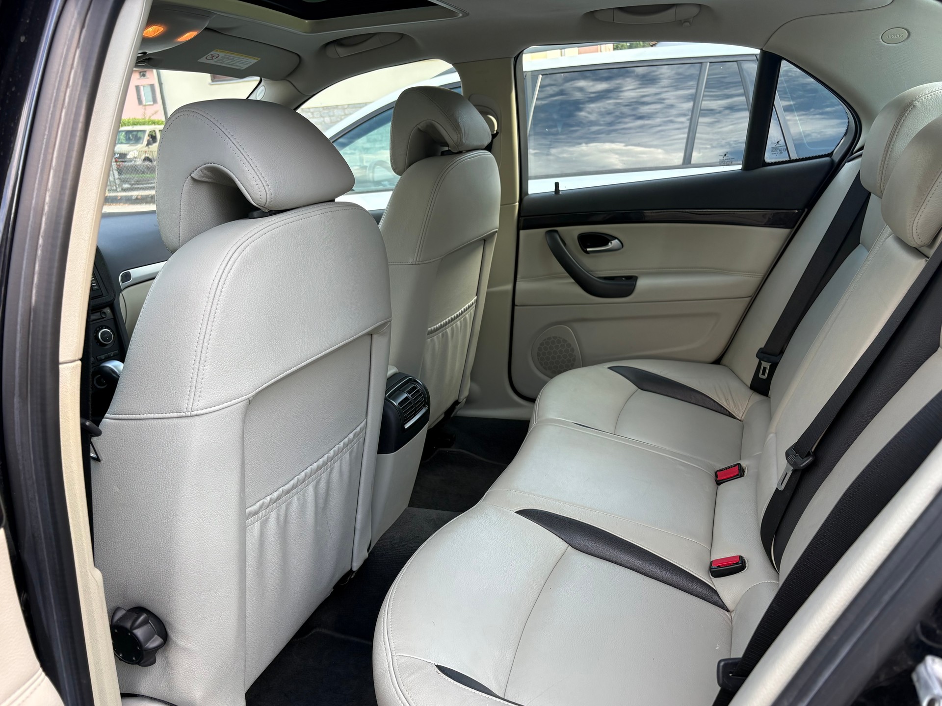SAAB 9-3 2.8T V6 Aero XWD Automatic-image-11