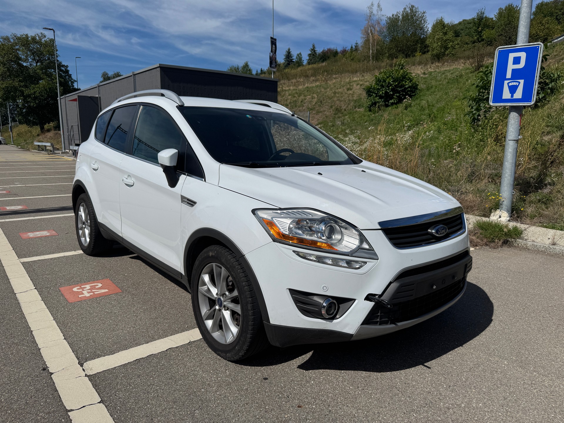 FORD Kuga 2.5 Turbo Titanium 4WD Automatic-image-1
