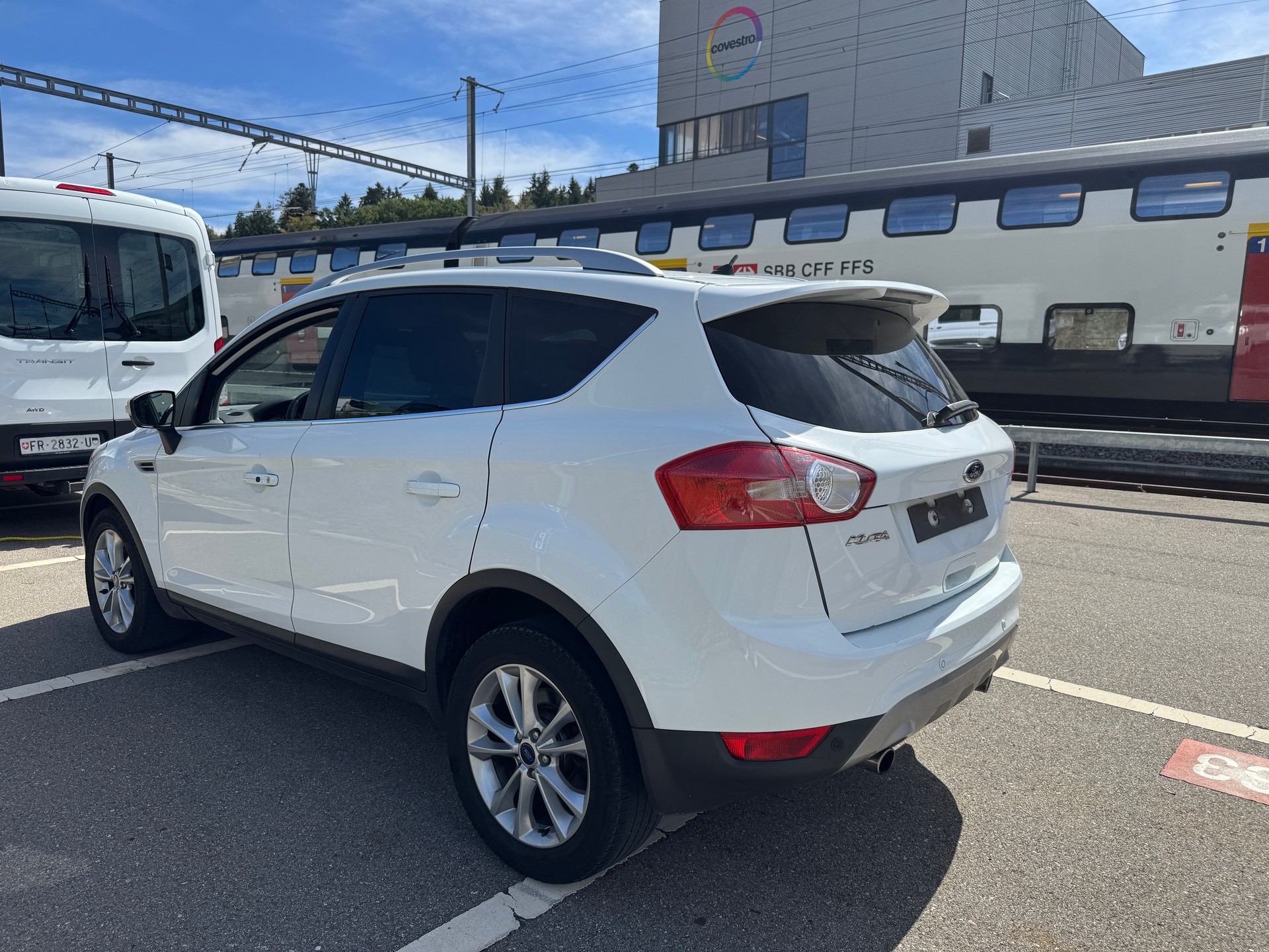 FORD Kuga 2.5 Turbo Titanium 4WD Automatic-image-5