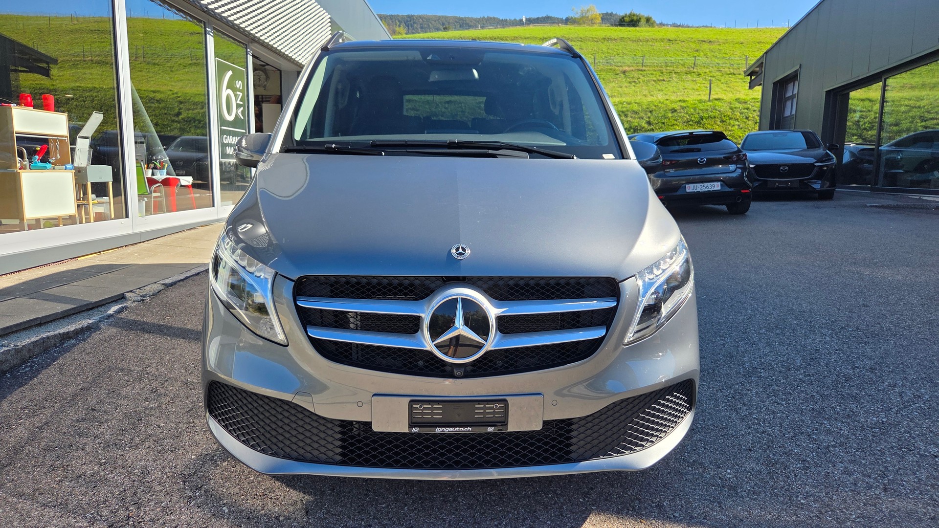 MERCEDES-BENZ V300d Court 4Matic-image-2