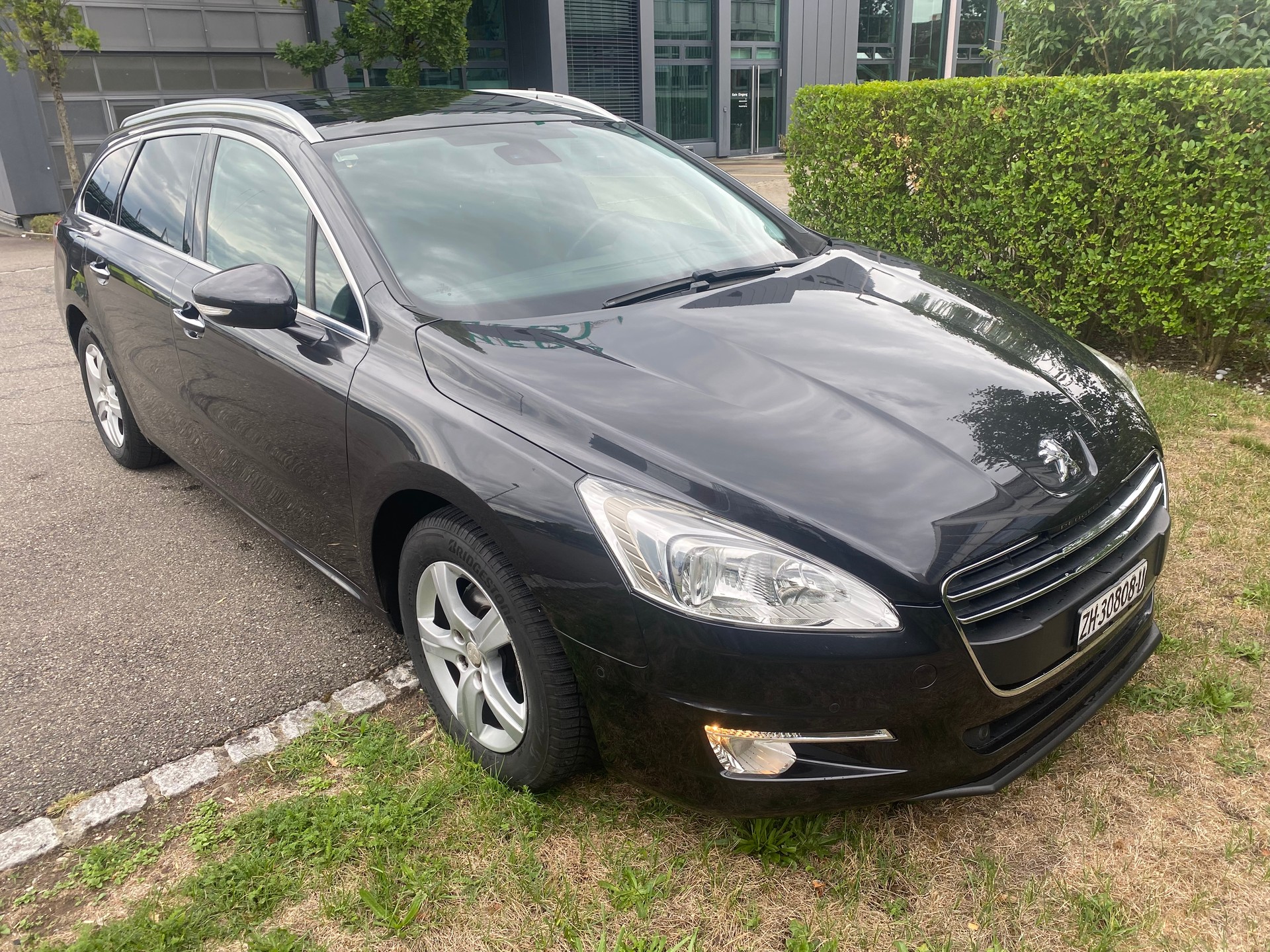 PEUGEOT 508 SW 1.6 16V T Allure-image-2
