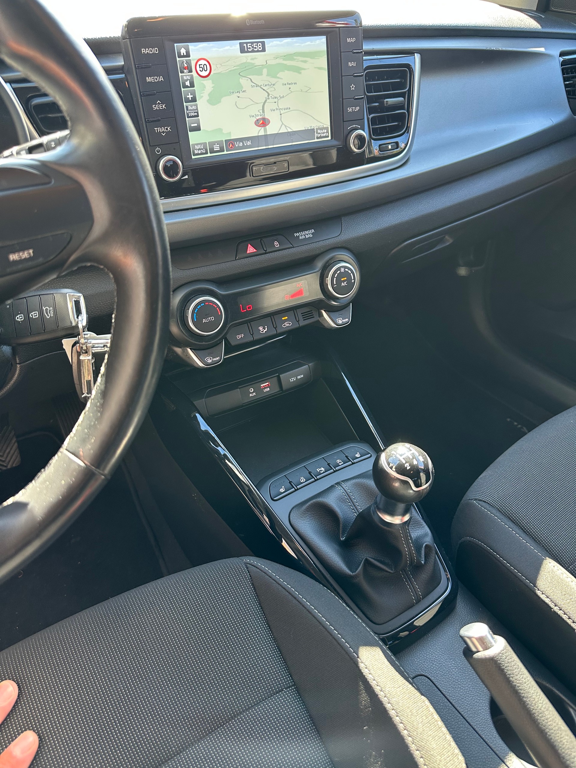 KIA RIO-image-9