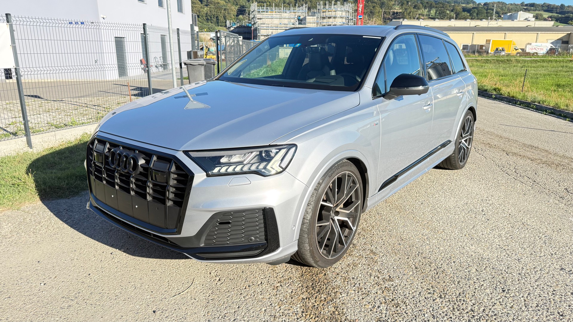 AUDI Q7 50 TDI quattro S Line tiptronic-image-1