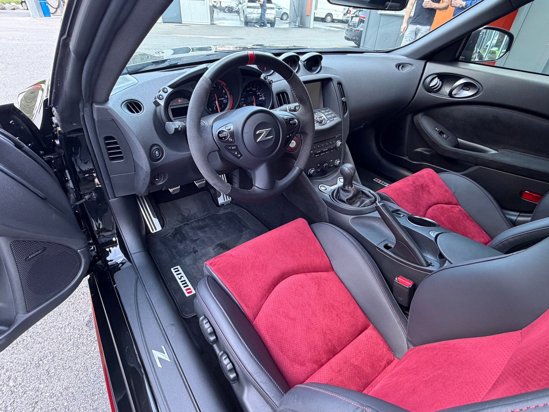 NISSAN 370 Z nismo-image-17