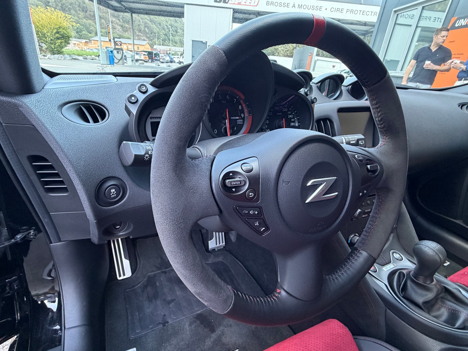 NISSAN 370 Z nismo-image-15