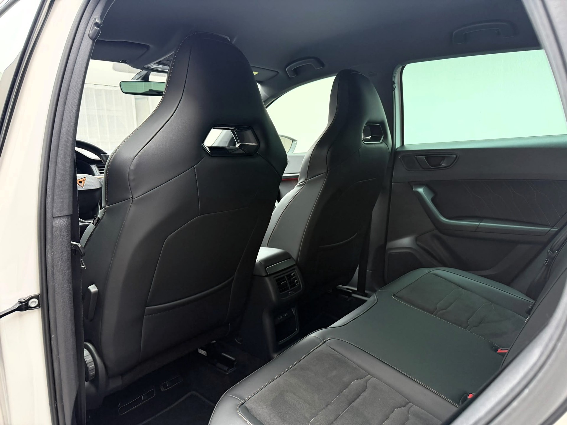 CUPRA Ateca 2.0TSI VZ 4Drive DSG-image-13