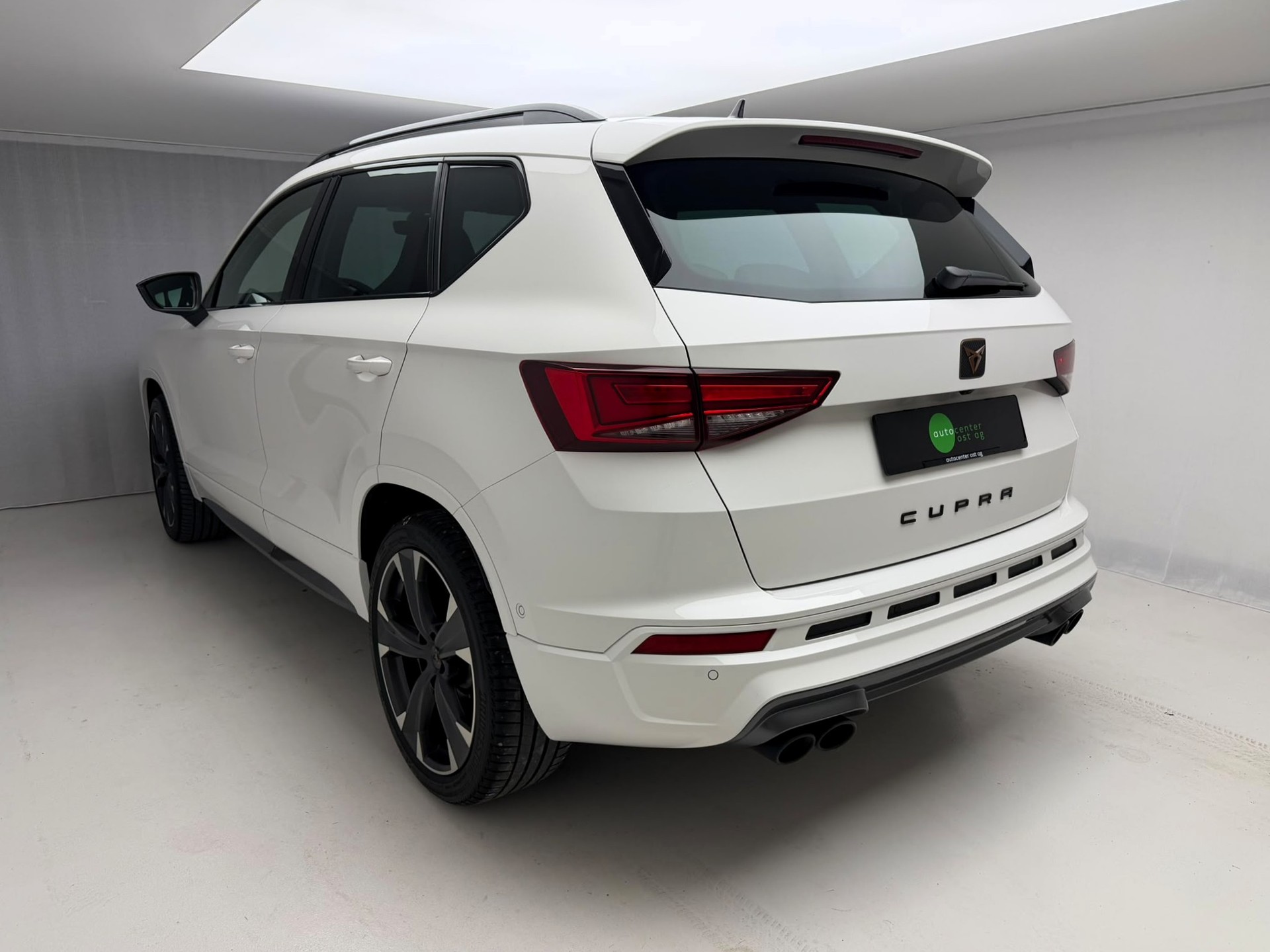 CUPRA Ateca 2.0TSI VZ 4Drive DSG-image-2