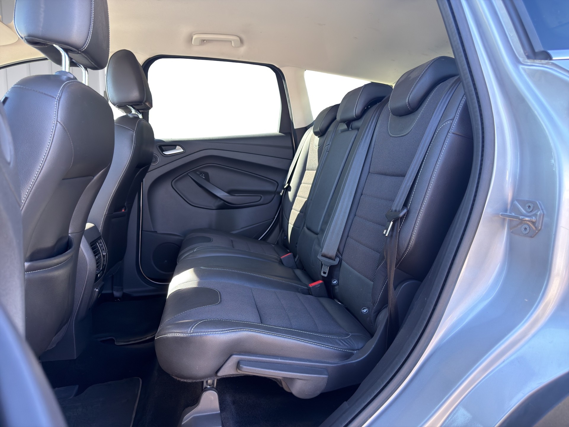 FORD Kuga 1.6 SCTi Titanium 4WD Automatic-image-9