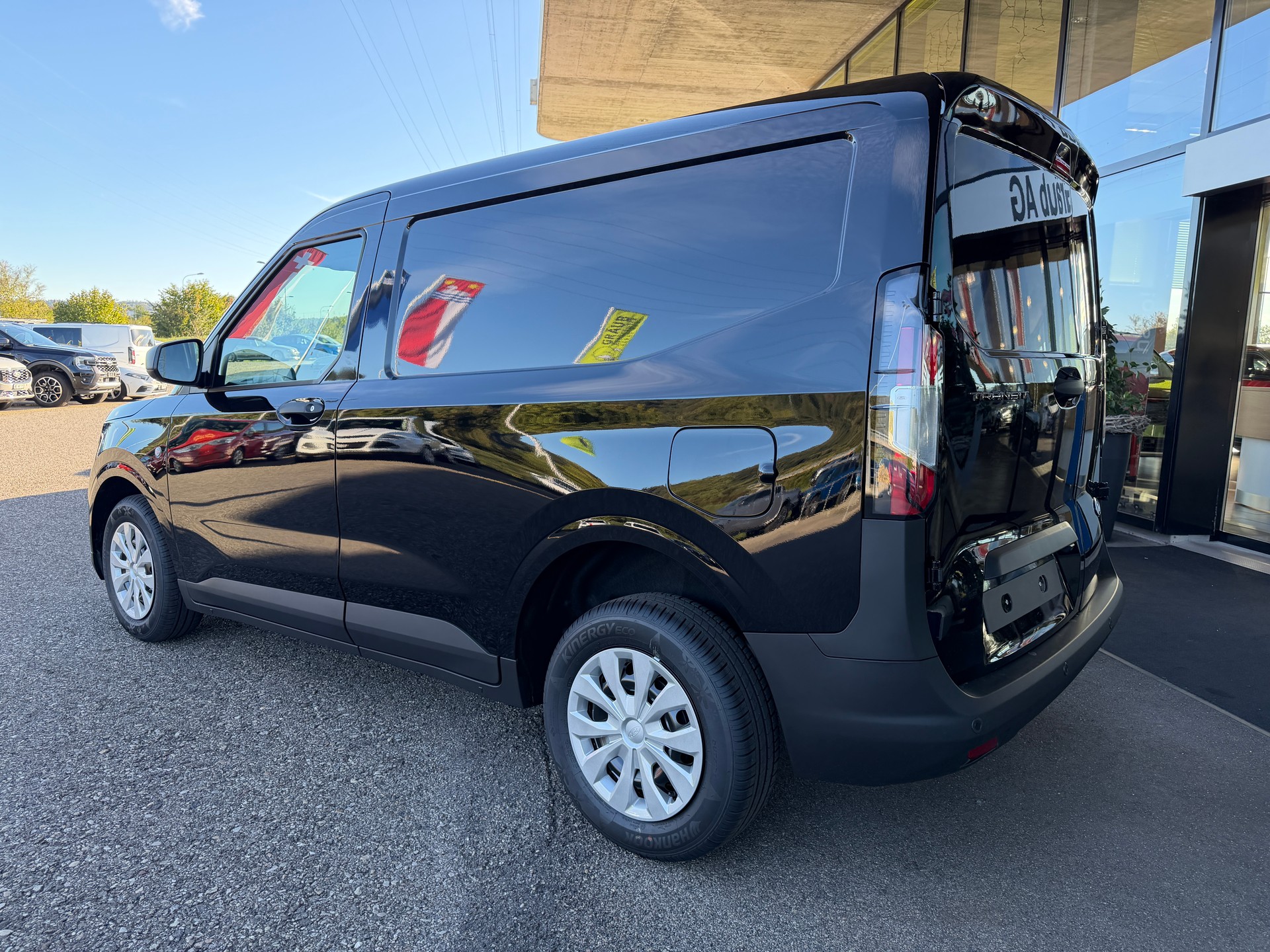 FORD Transit Courier Van 1.0 EcoBoost Trend Automat-image-4