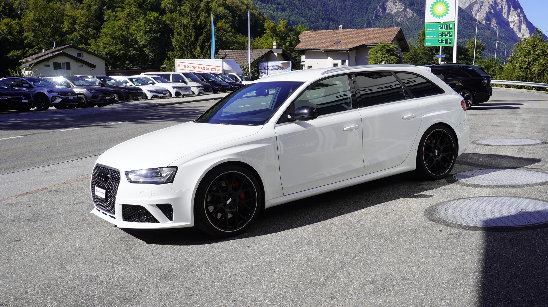 AUDI RS4 Avant 4.2 FSI V8 quattro S-tronic-image-14