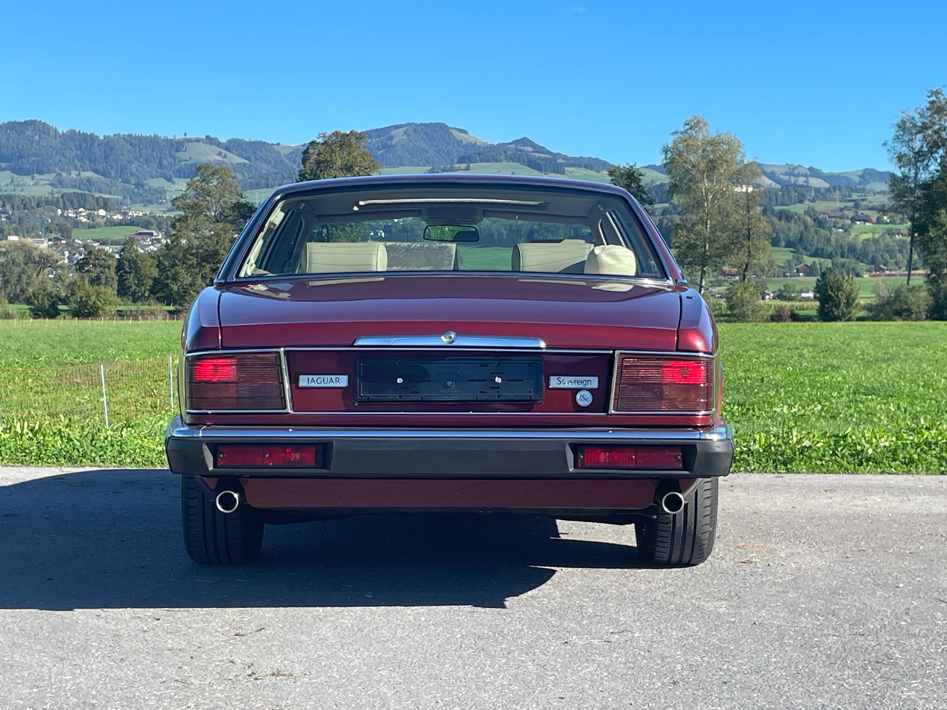 JAGUAR XJ6 4.0 Sovereign-image-6