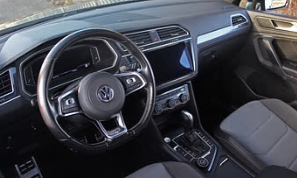 VW 2.0 TSI R-Line DSG-image-2
