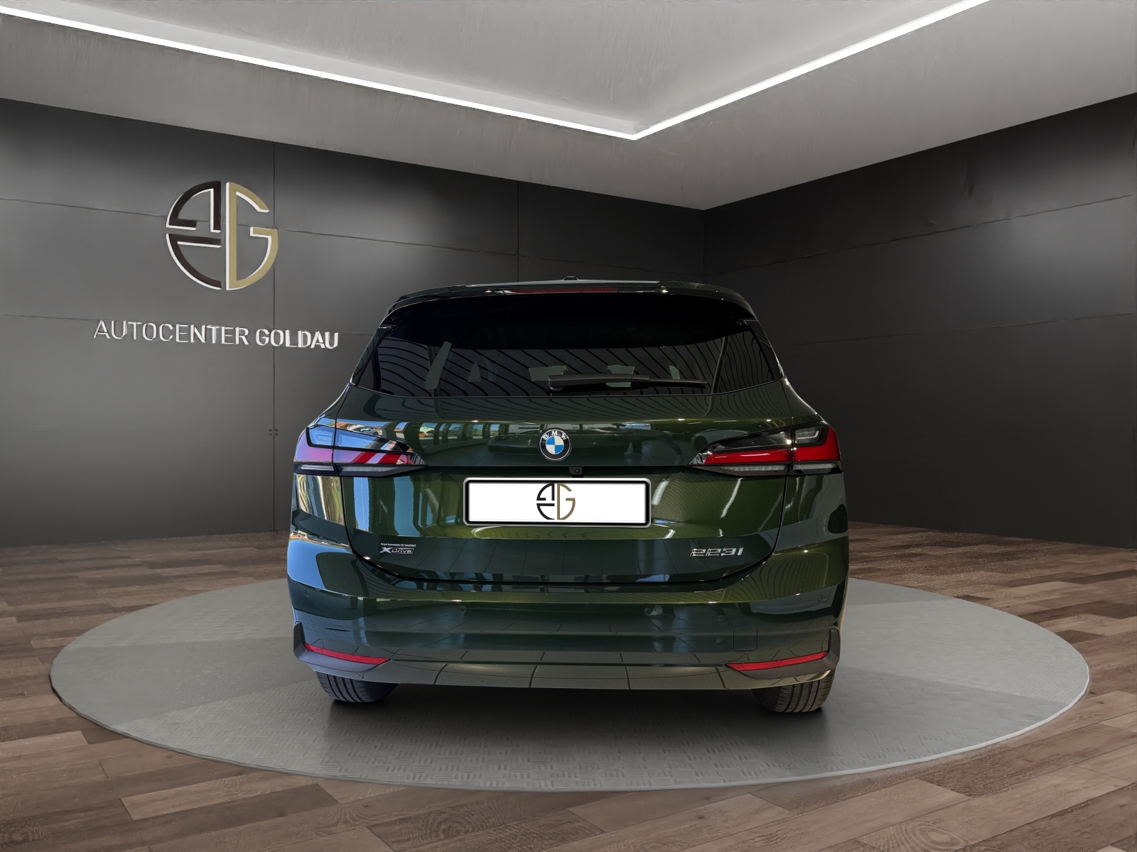 BMW 223i Active Tourer xDrive DKG-image-2