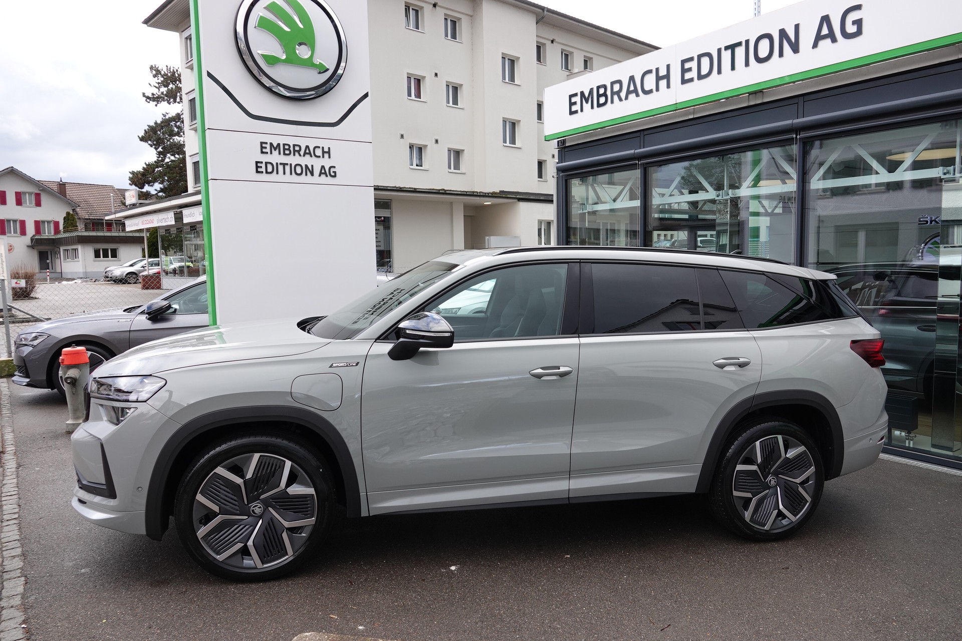 SKODA Kodiaq 1.5 TSI PHEV SportLine 2WD-image-4
