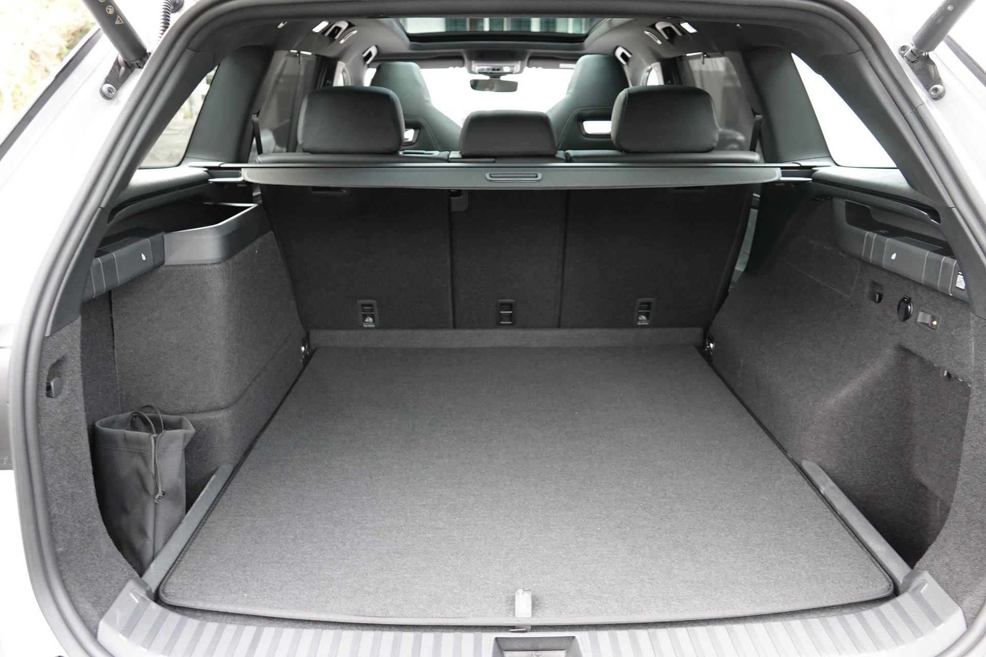 SKODA Kodiaq 1.5 TSI PHEV SportLine 2WD-image-18