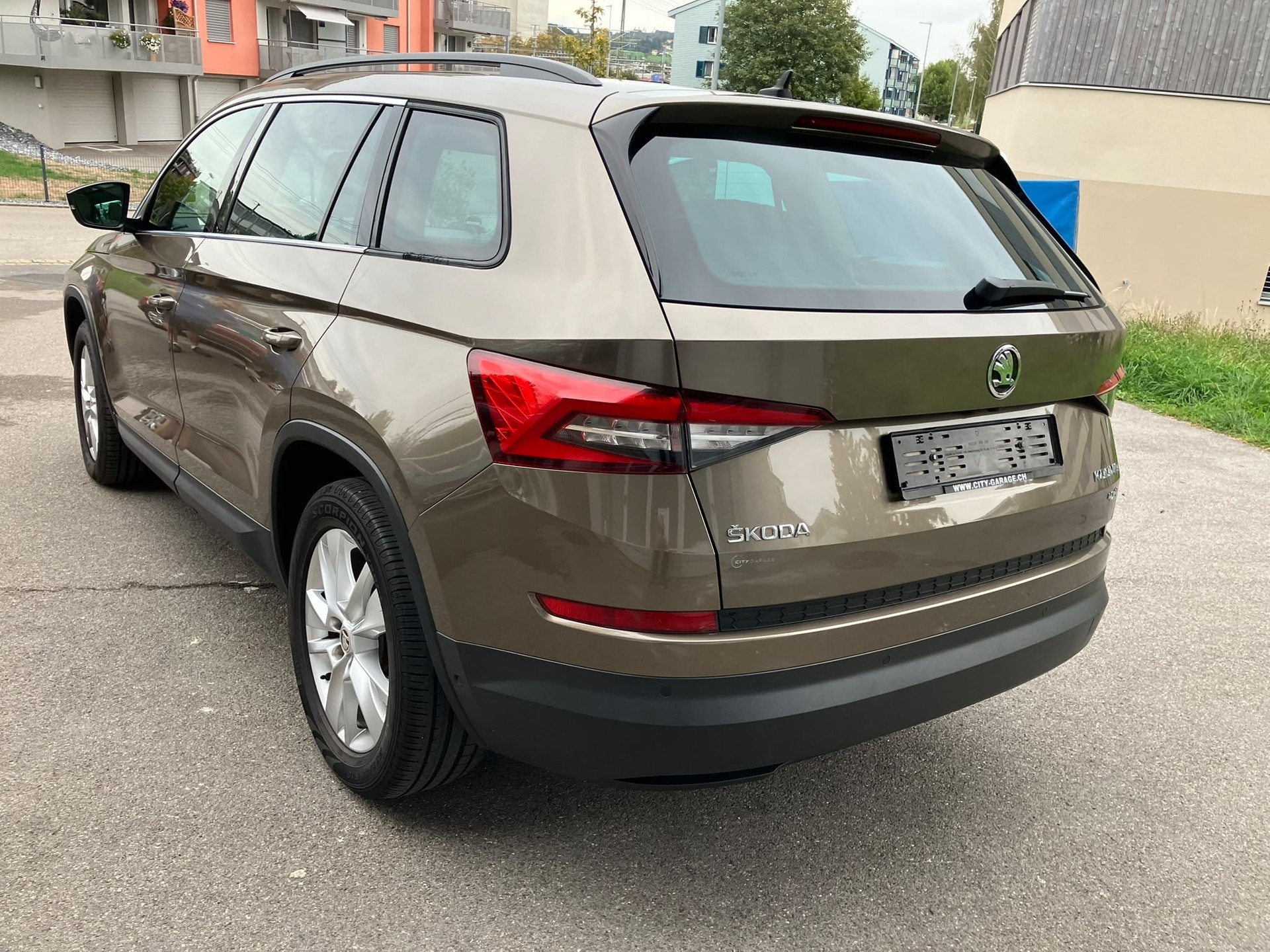 SKODA Kodiaq 2.0 TDI CR Style 4x4 DSG-showroom-element-2