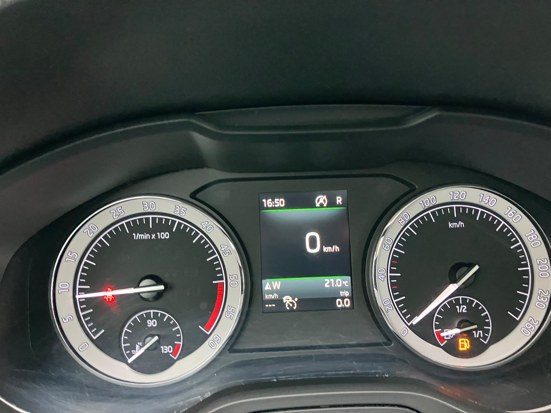 SKODA Kodiaq 2.0 TDI CR Style 4x4 DSG-image-14