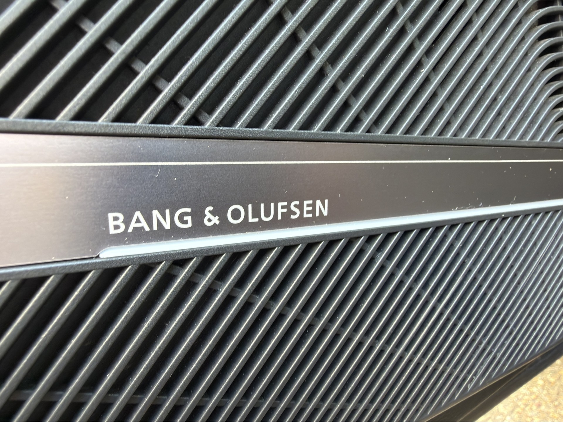AUDI Q5 2.0 40 TDI - S Line - quattro *Black Edition*-image-26