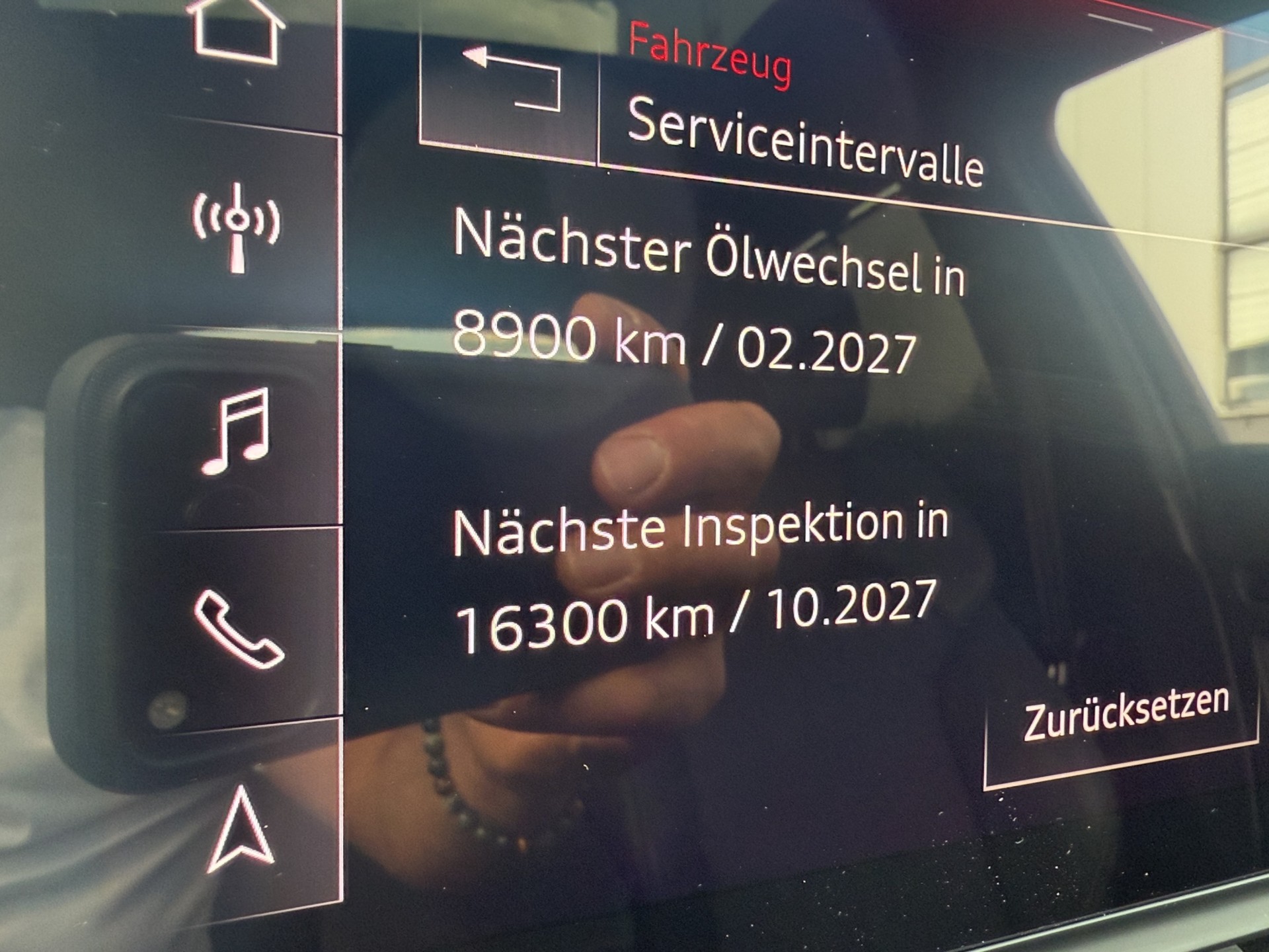 AUDI Q5 2.0 40 TDI - S Line - quattro *Black Edition*-image-25