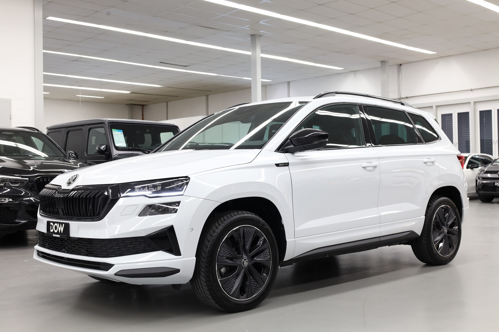 SKODA Karoq 1.5 TSI SportLine DSG-showroom-element-2