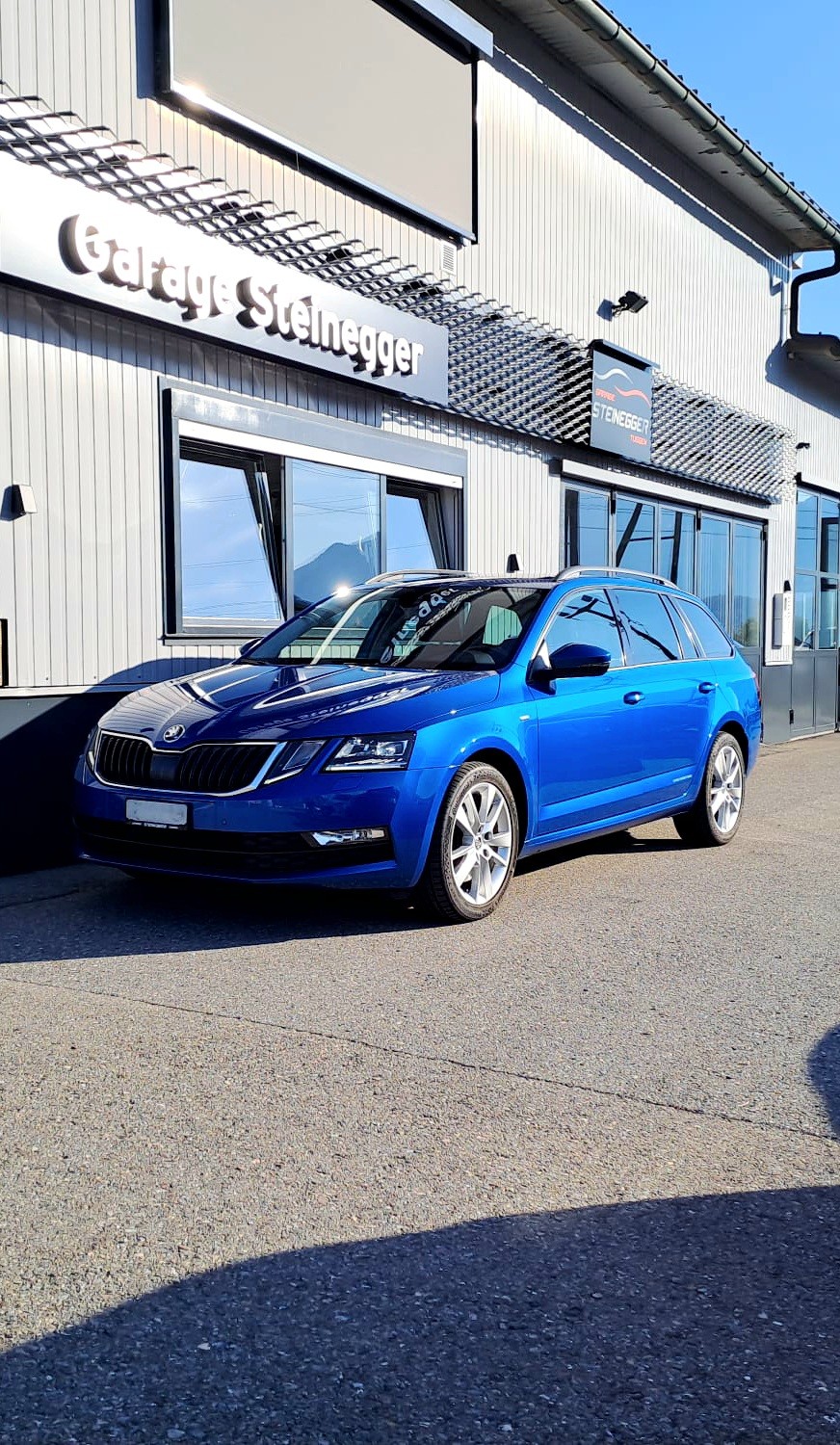 SKODA Octavia Combi 2.0 TSI Ambition 4x4 DSG inkl. Anhängerkpl.