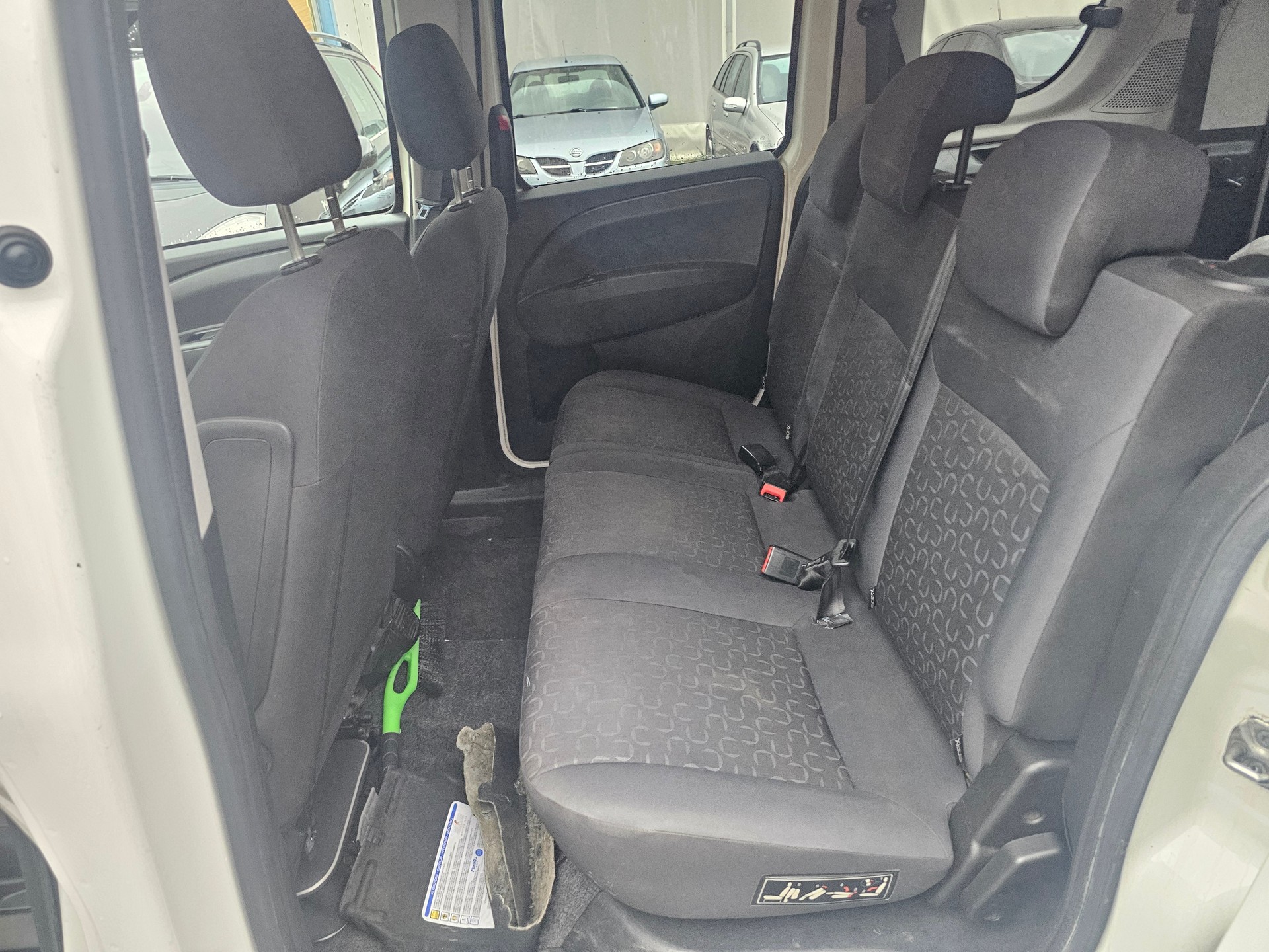 FIAT Doblò 2.0 JTD Dynamic-image-6