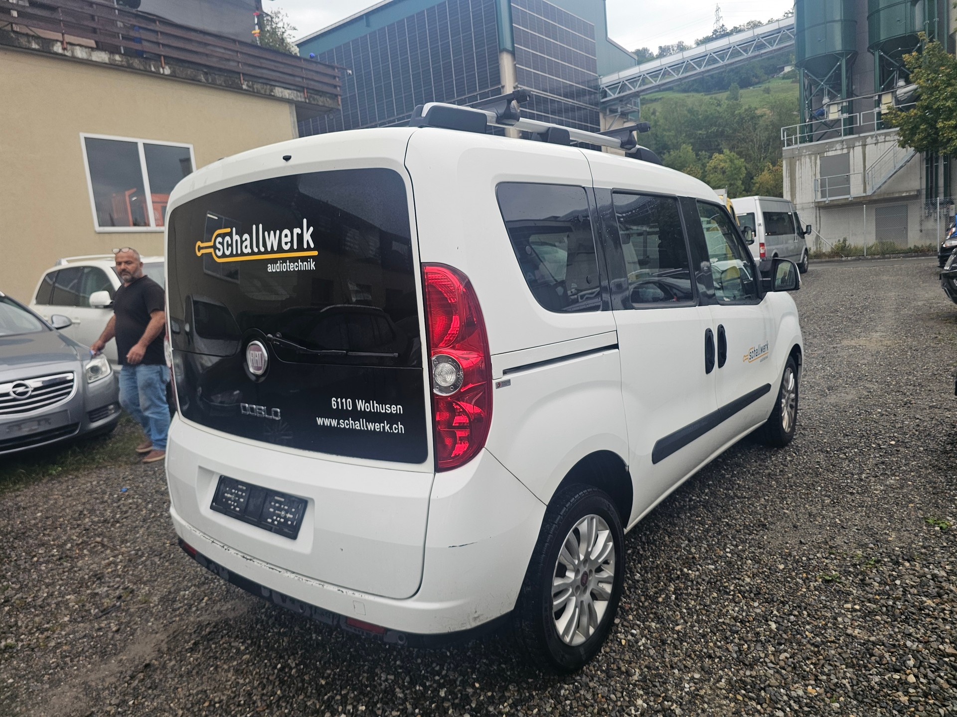 FIAT Doblò 2.0 JTD Dynamic-image-5