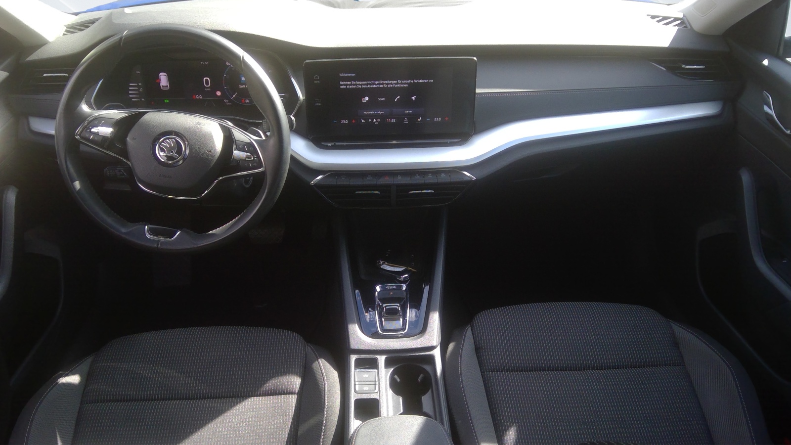 SKODA Octavia Combi 2.0 TDI DSG Ambition 4x4-image-3