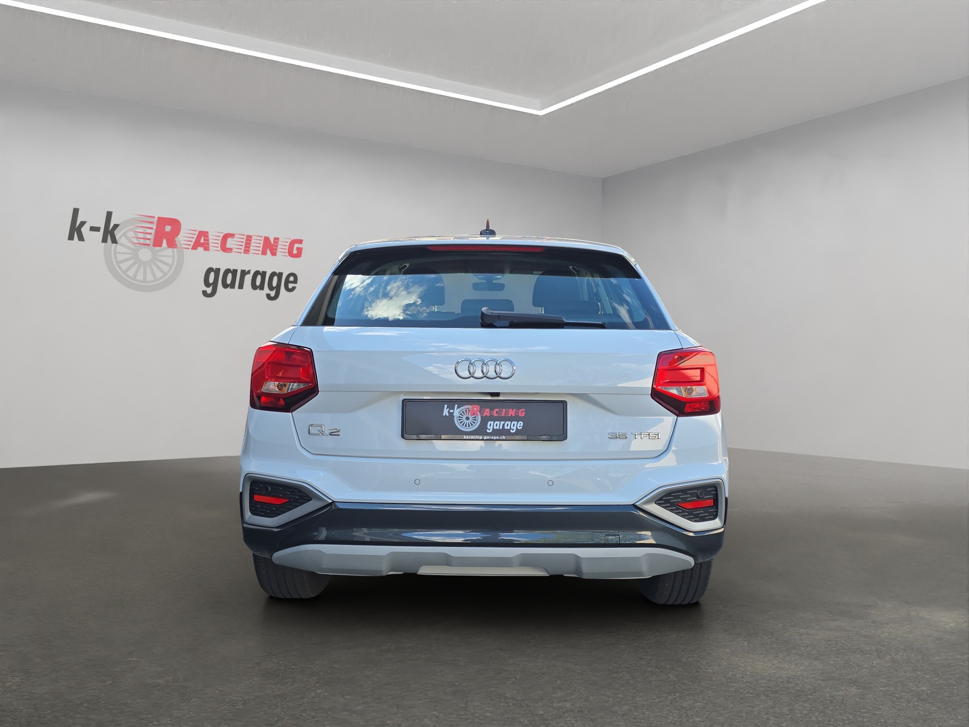 AUDI Q2 35 TFSI advanced S-tronic-image-4