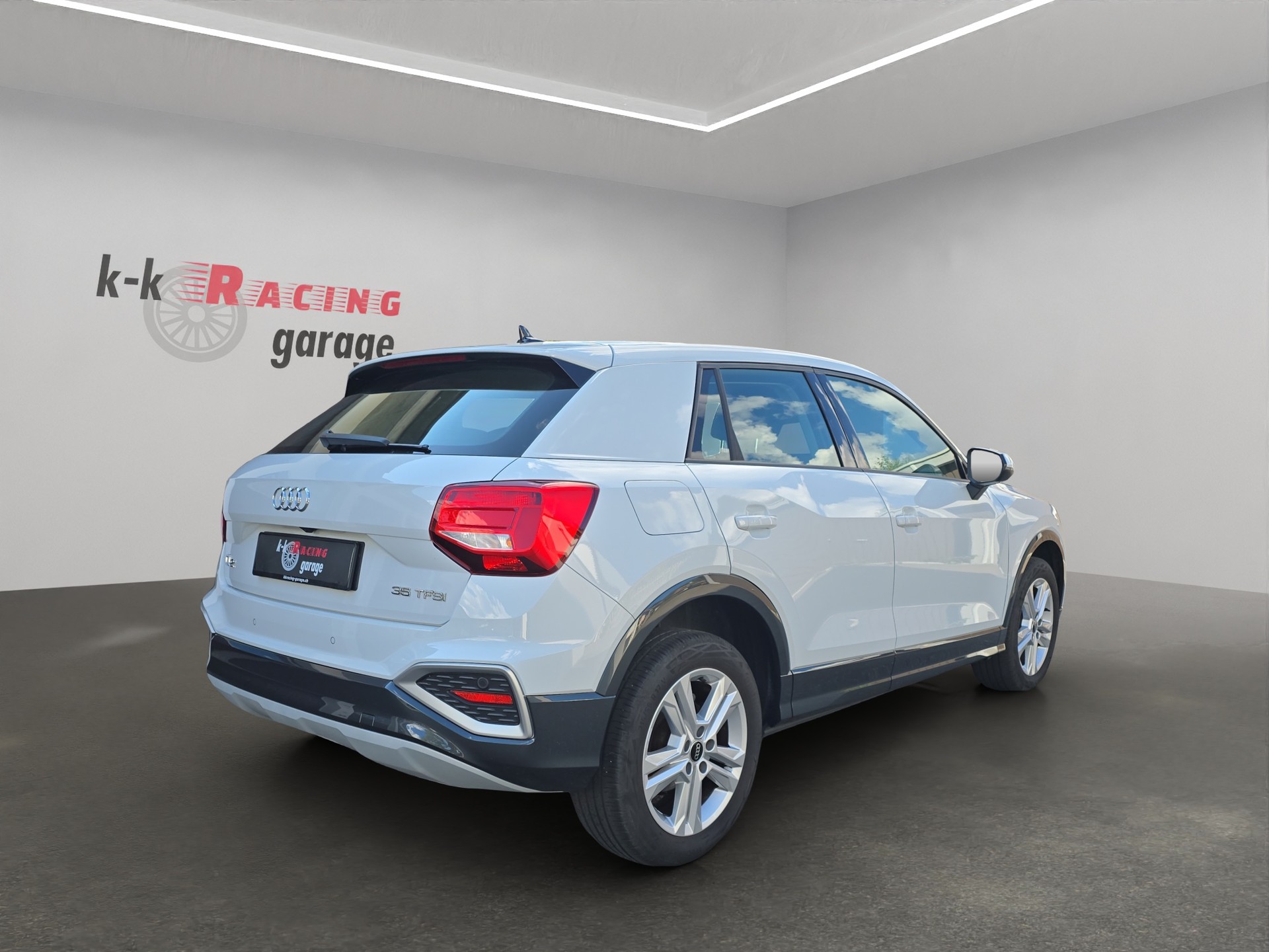 AUDI Q2 35 TFSI advanced S-tronic-image-3