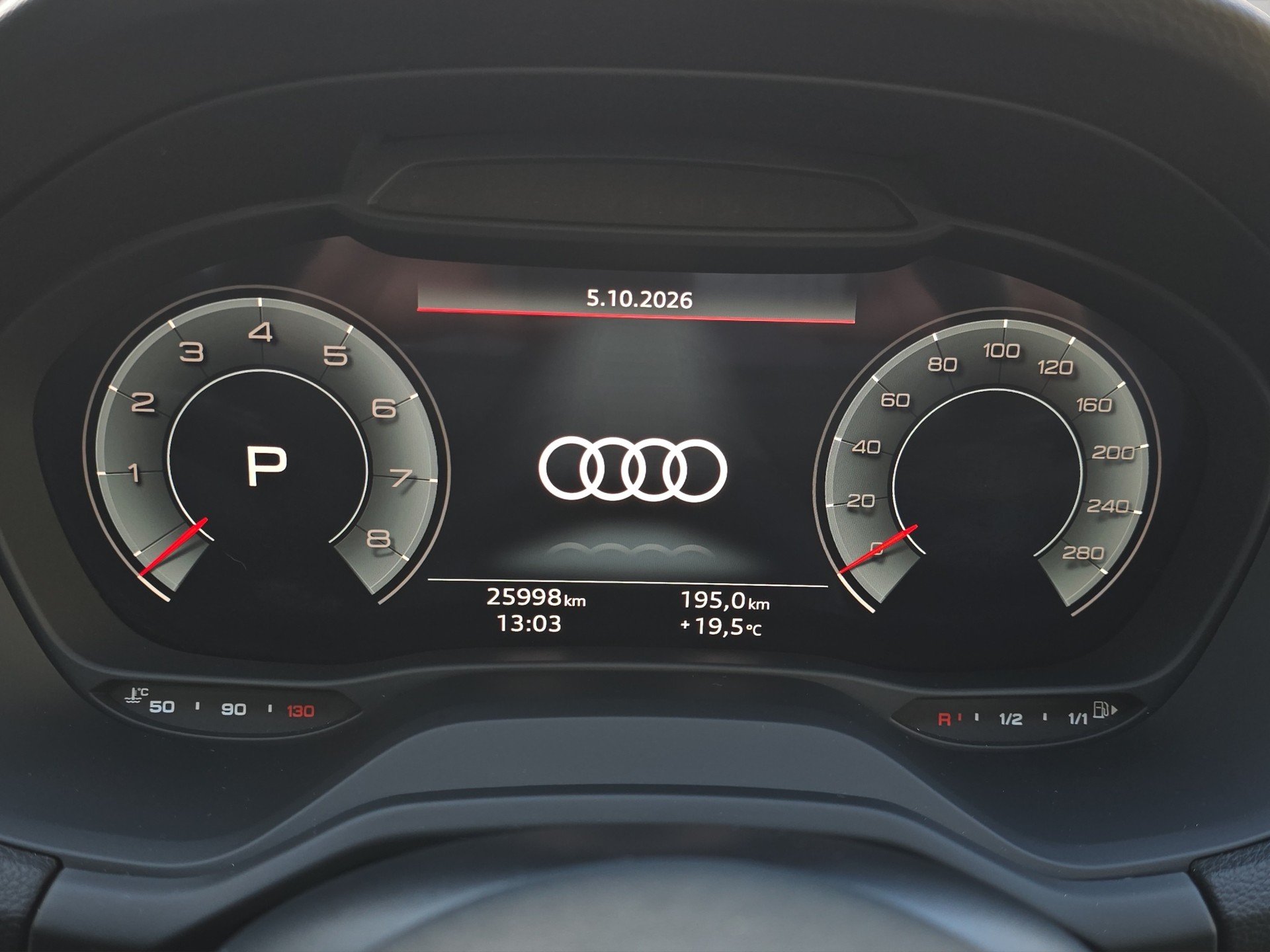 AUDI Q2 35 TFSI advanced S-tronic-image-9
