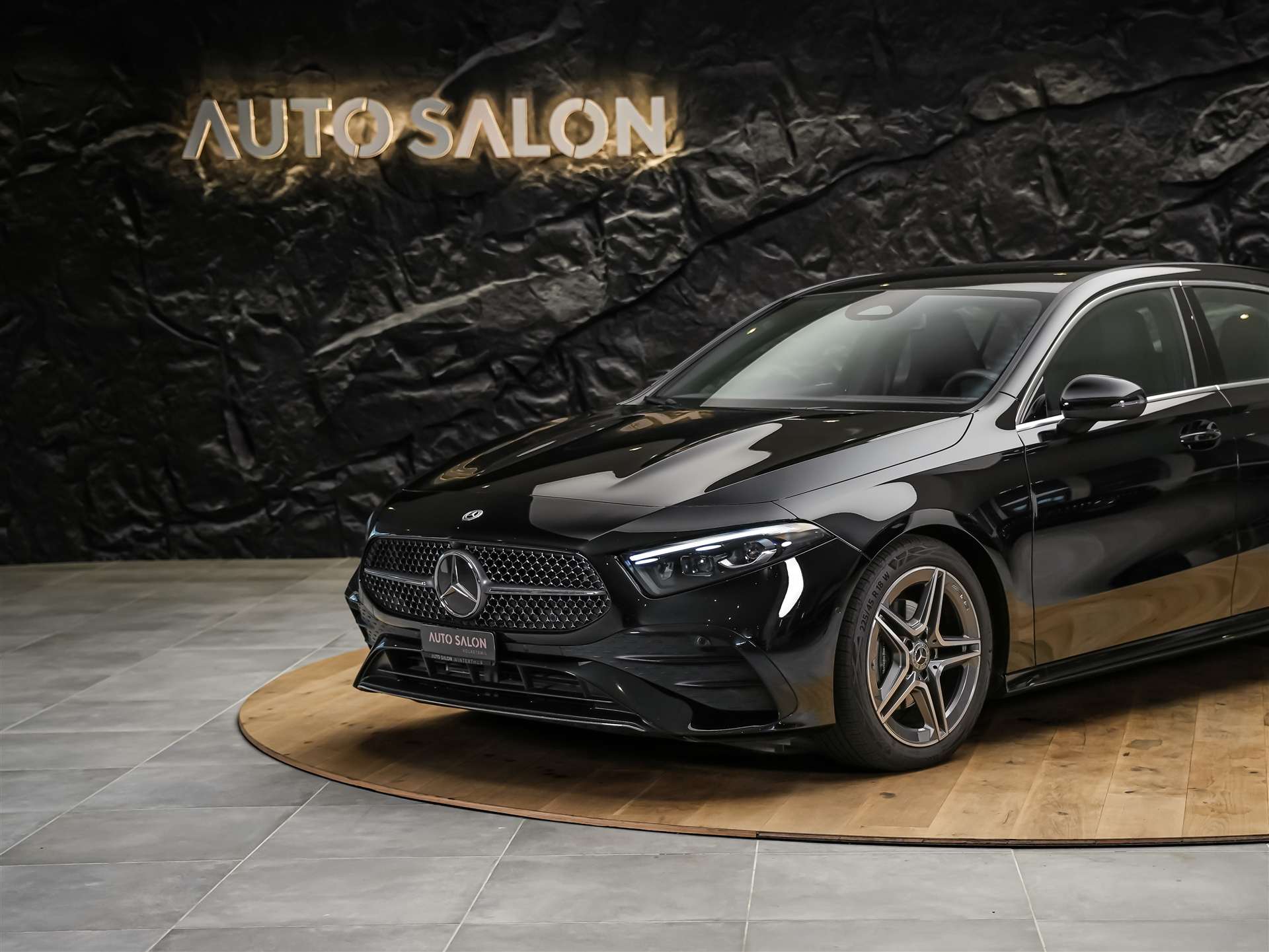 MERCEDES-BENZ A 200 AMG Line d 8G-DCT *Facelift*Werksgarantie*Multibeam LED-image-14