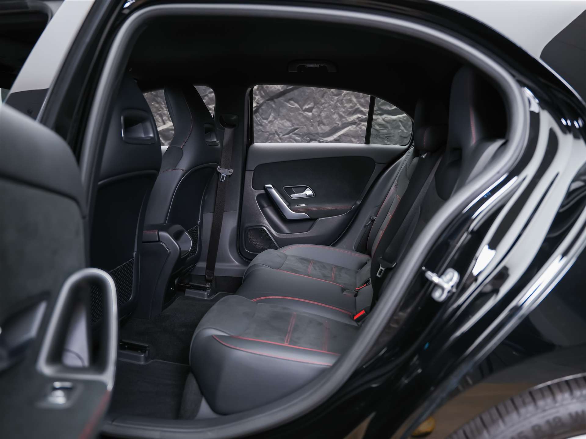 MERCEDES-BENZ A 200 AMG Line d 8G-DCT *Facelift*Werksgarantie*Multibeam LED-image-12
