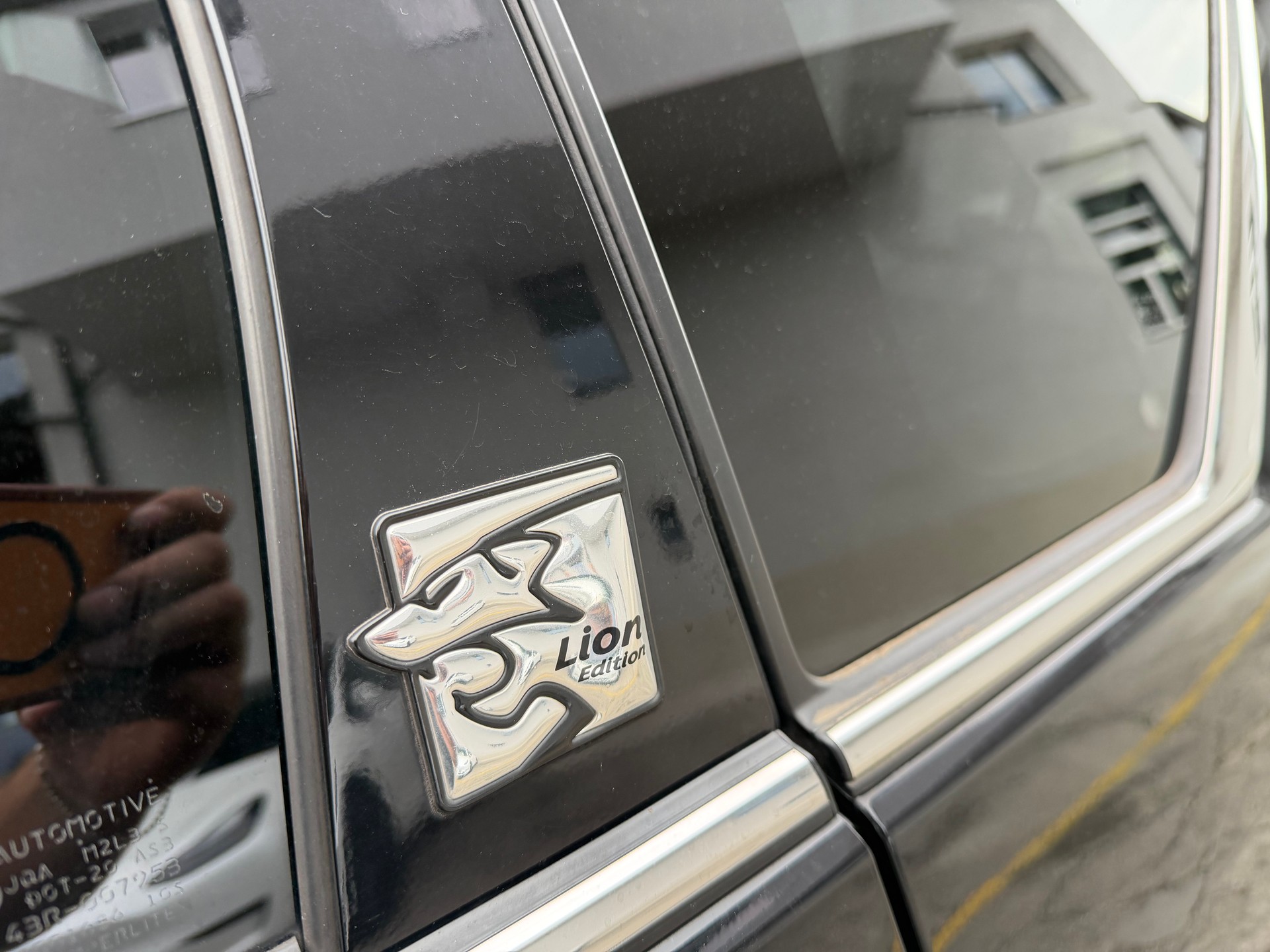 PEUGEOT 4007 2.2 HDi Lion Edition DCS6-image-7