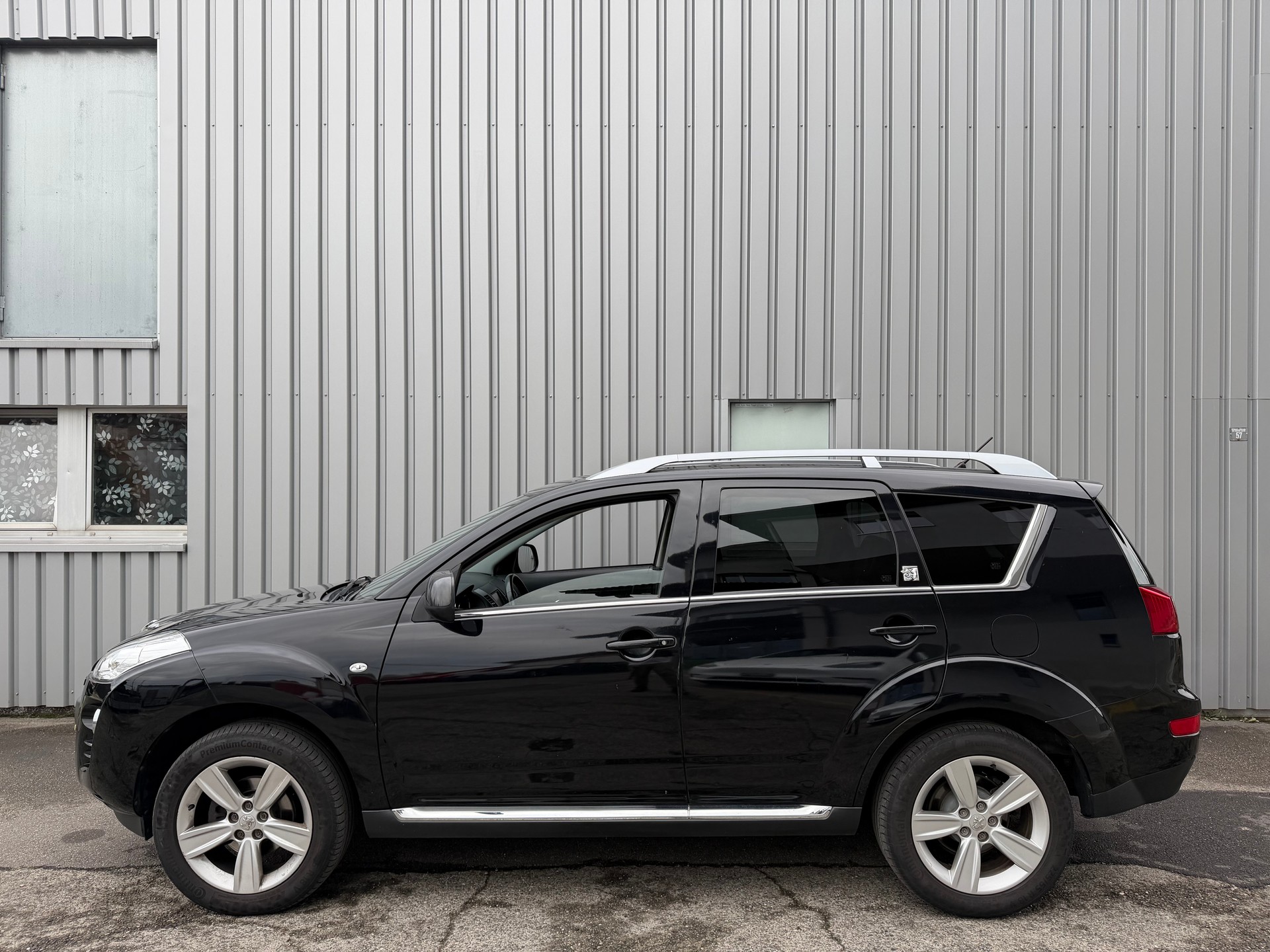 PEUGEOT 4007 2.2 HDi Lion Edition DCS6-image-3