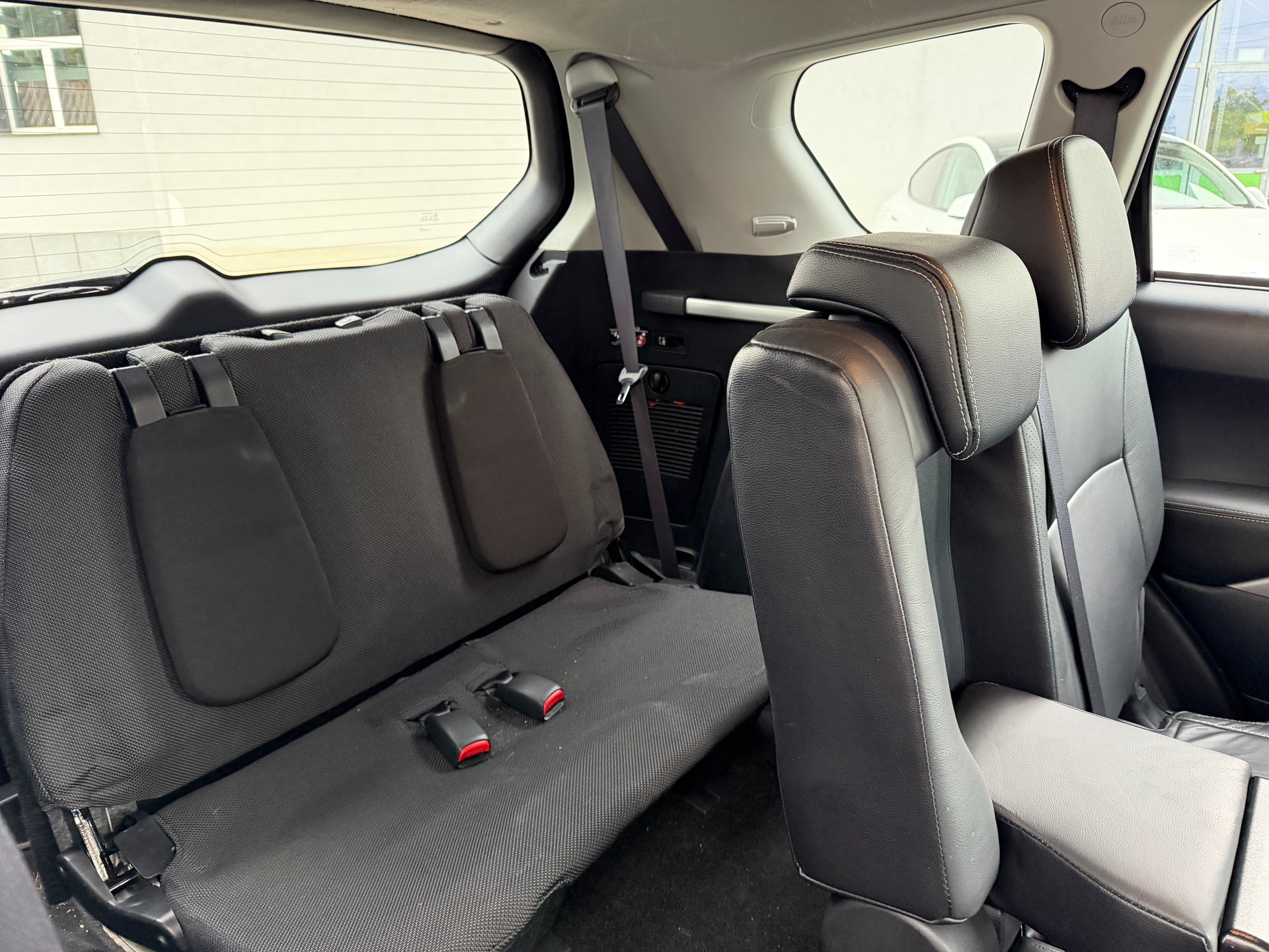 PEUGEOT 4007 2.2 HDi Lion Edition DCS6-image-11