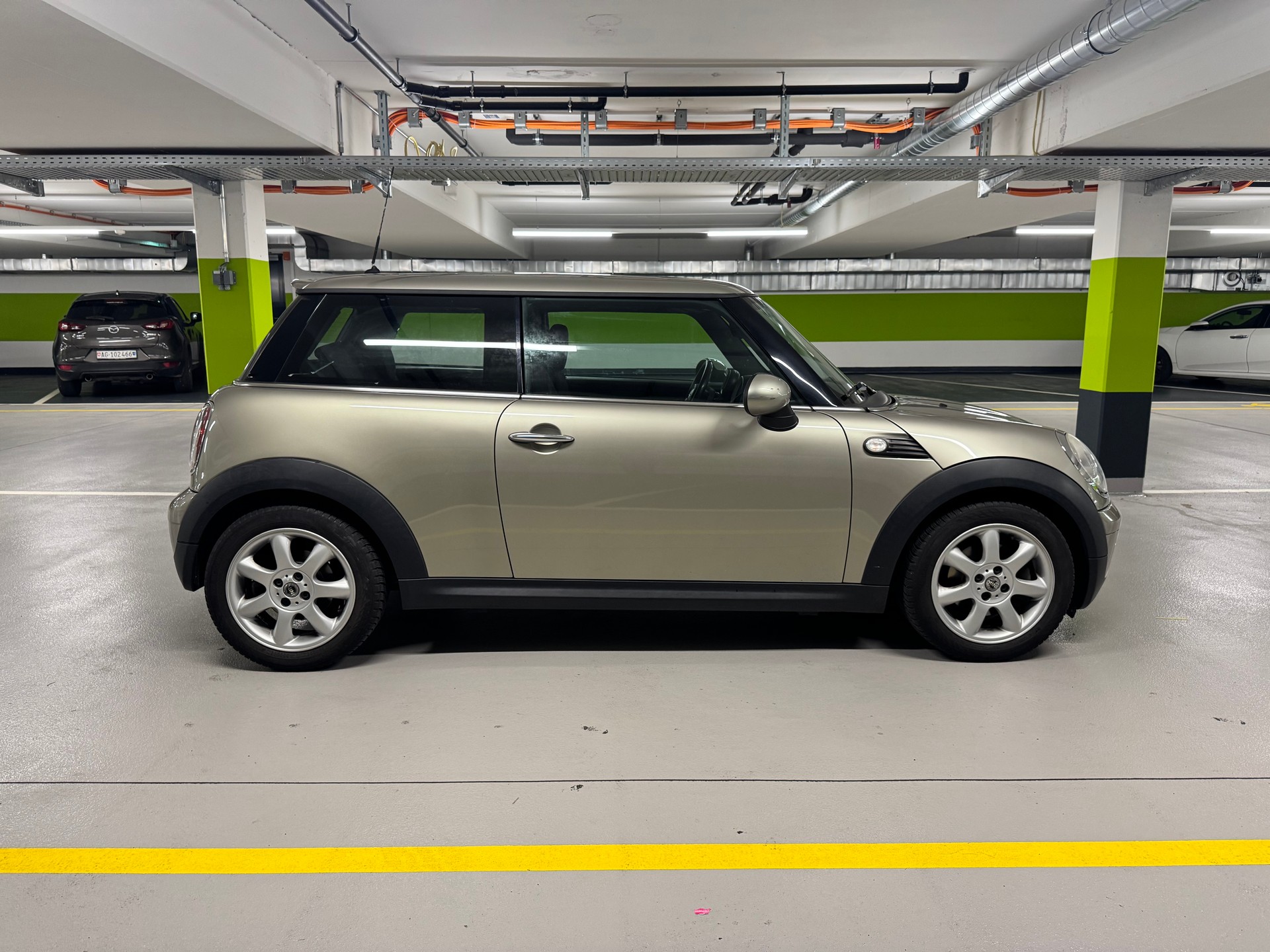 MINI Cooper-image-3